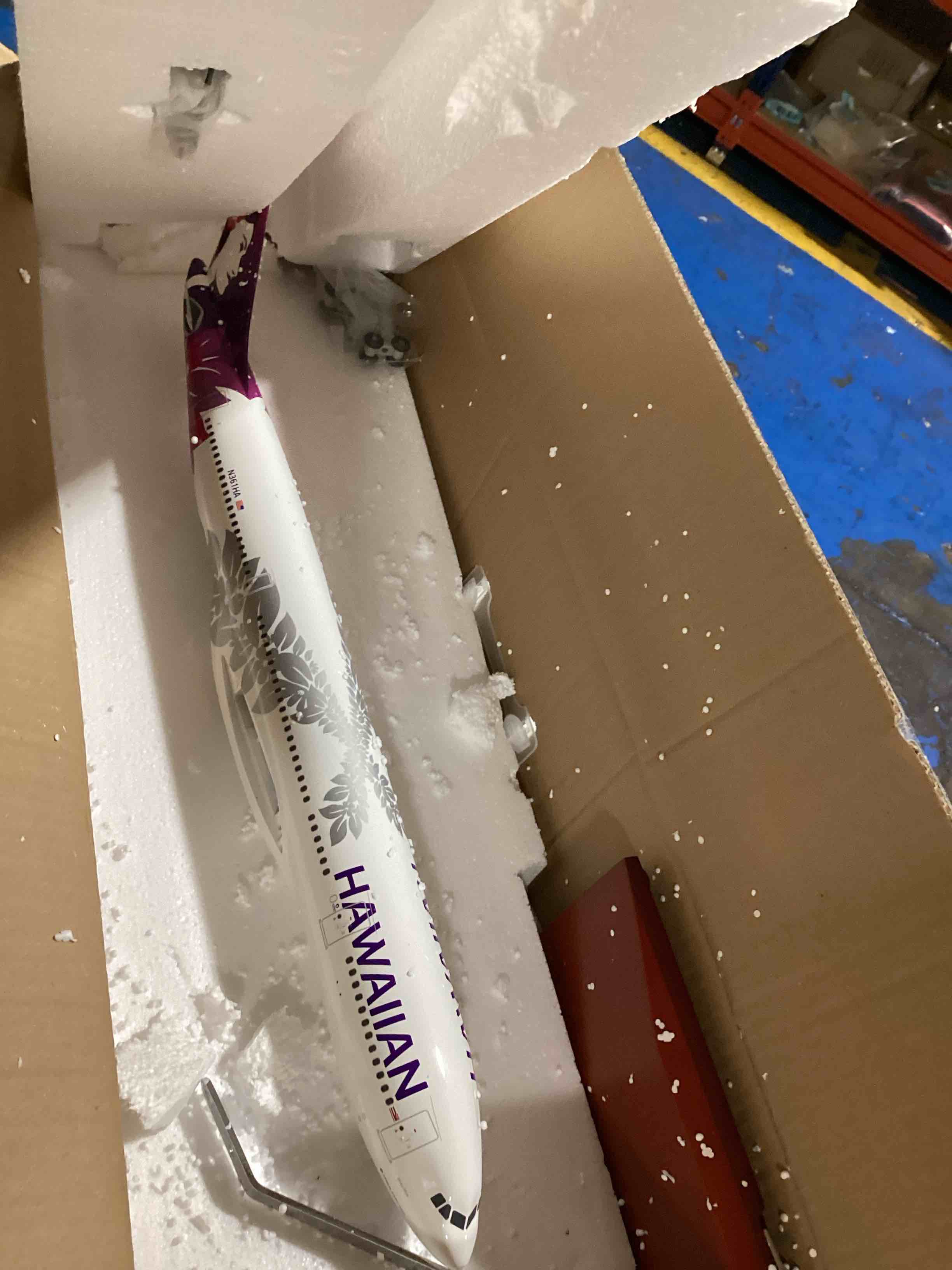 https://s3.amazonaws.com/lotting-images-prod/bidfta/GRN6254697_1722444692296.jpeg