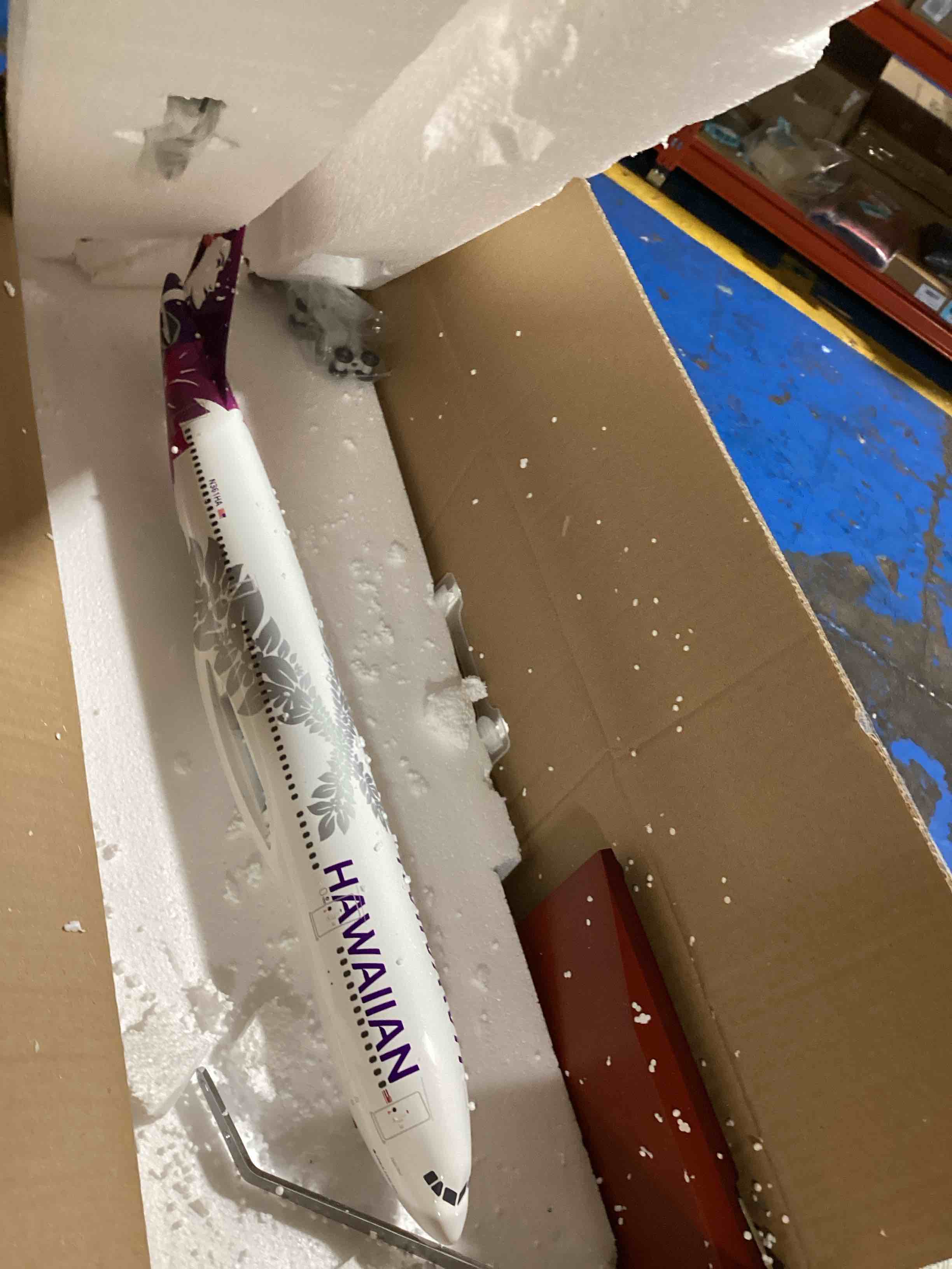 https://s3.amazonaws.com/lotting-images-prod/bidfta/GRN6254697_1722444693179.jpeg