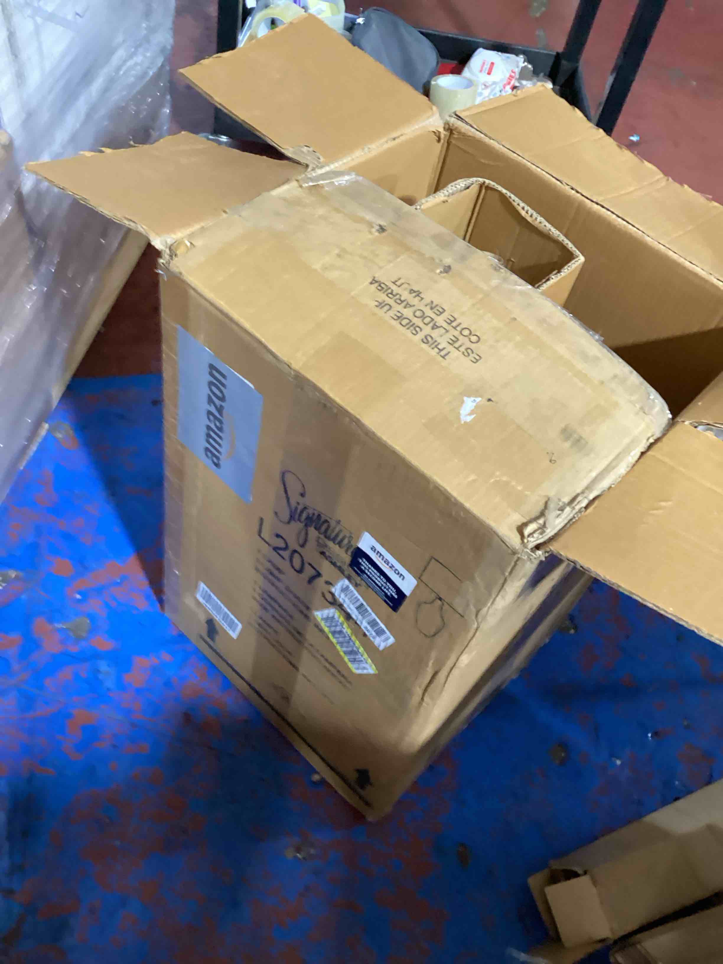 https://s3.amazonaws.com/lotting-images-prod/bidfta/GRN6254732_1722453353311.jpeg