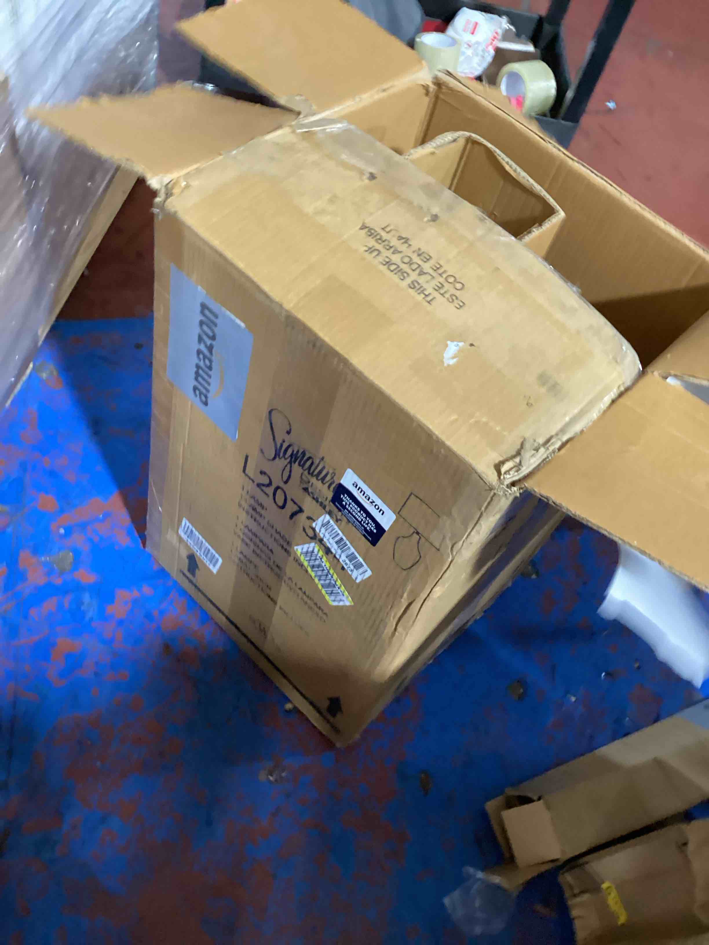 https://s3.amazonaws.com/lotting-images-prod/bidfta/GRN6254732_1722453354513.jpeg