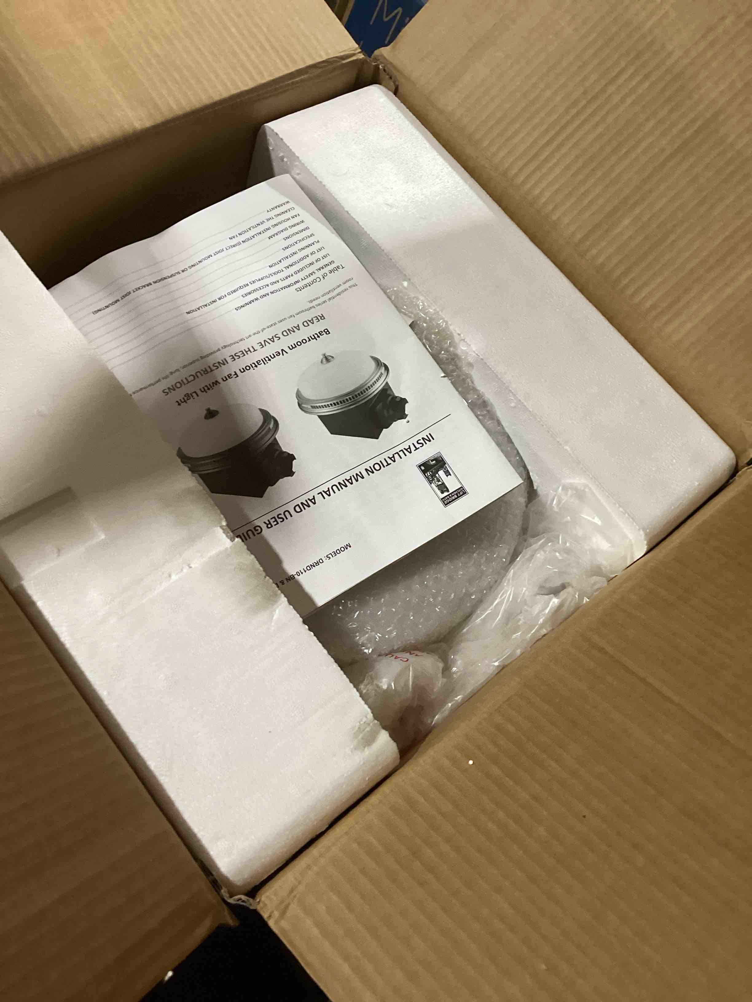 https://s3.amazonaws.com/lotting-images-prod/bidfta/GRN6254773_1722463381425.jpeg