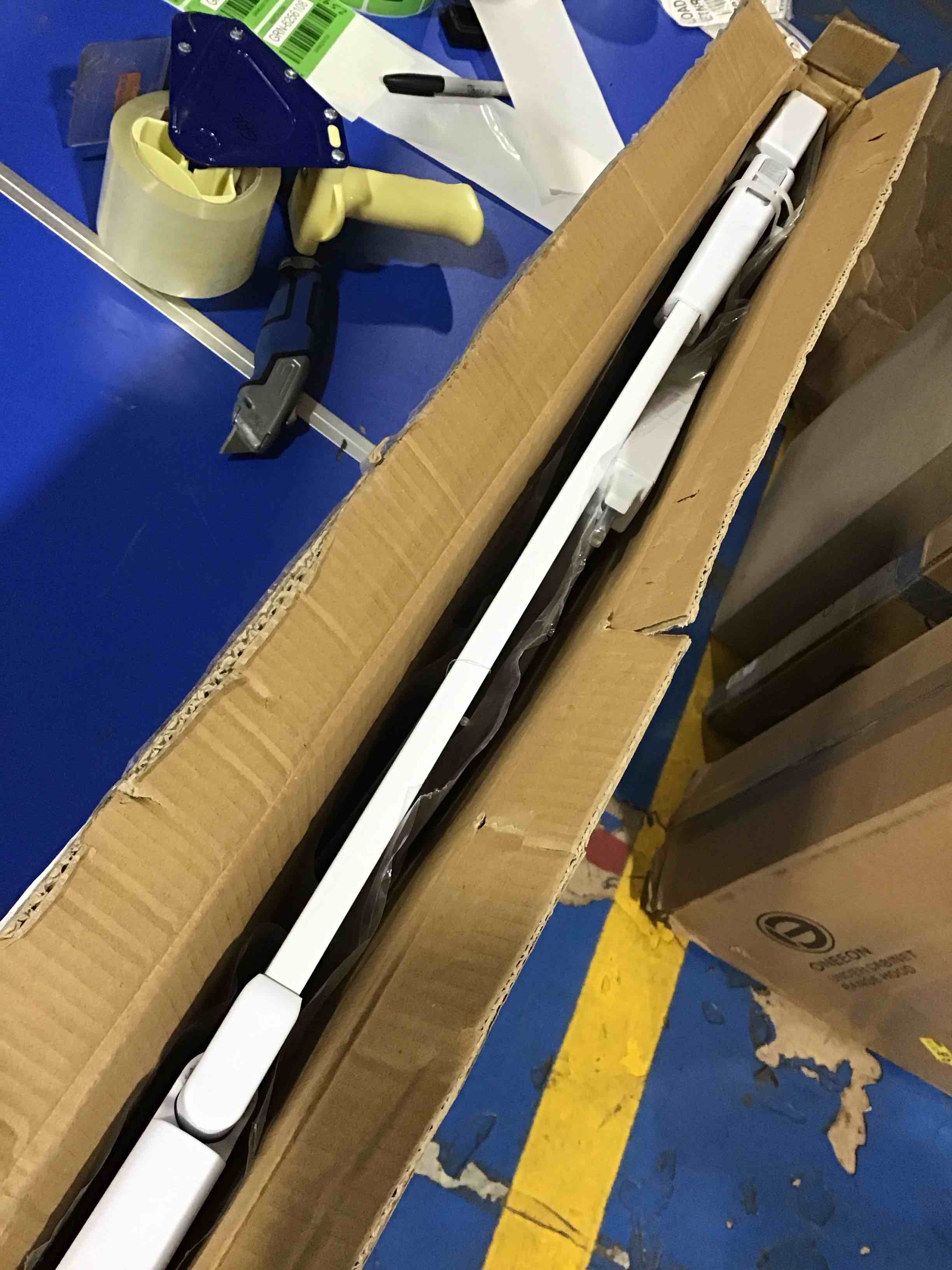 https://s3.amazonaws.com/lotting-images-prod/bidfta/GRN6256108_1717168918473.jpeg