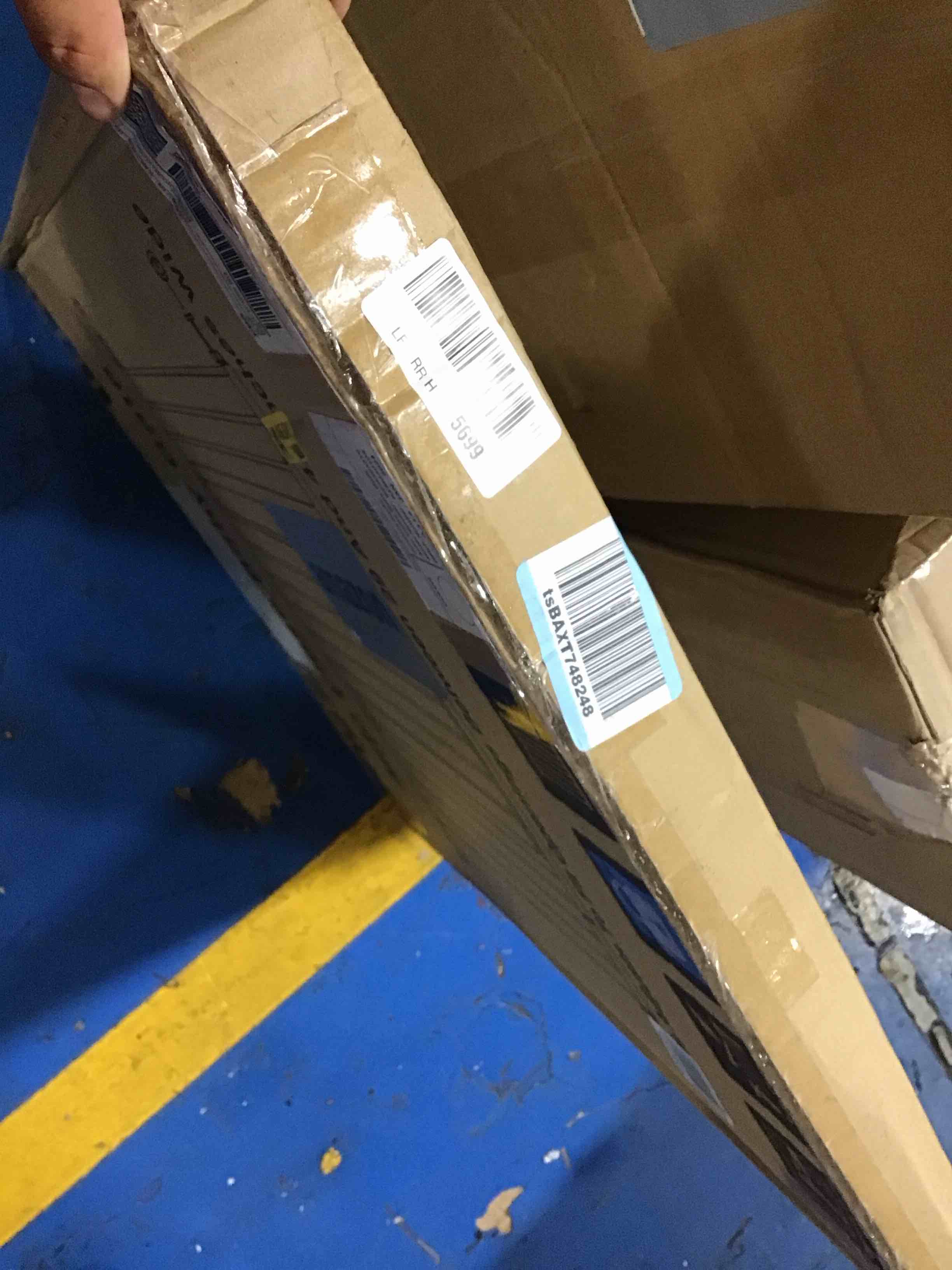 https://s3.amazonaws.com/lotting-images-prod/bidfta/GRN6256248_1717603230790.jpeg