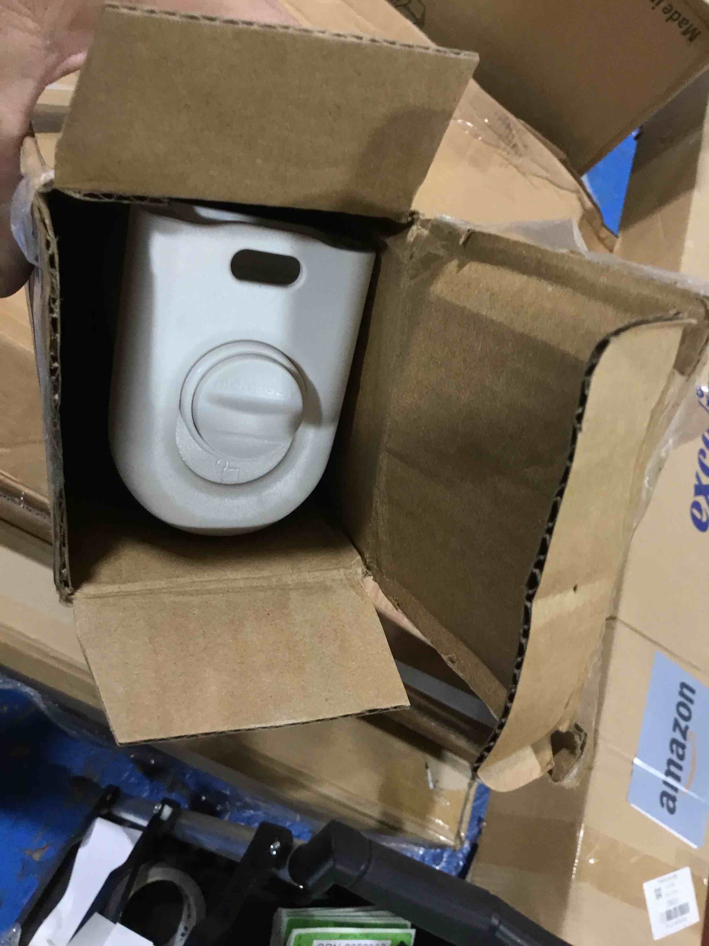 https://s3.amazonaws.com/lotting-images-prod/bidfta/GRN6256945_1712845950878.jpeg