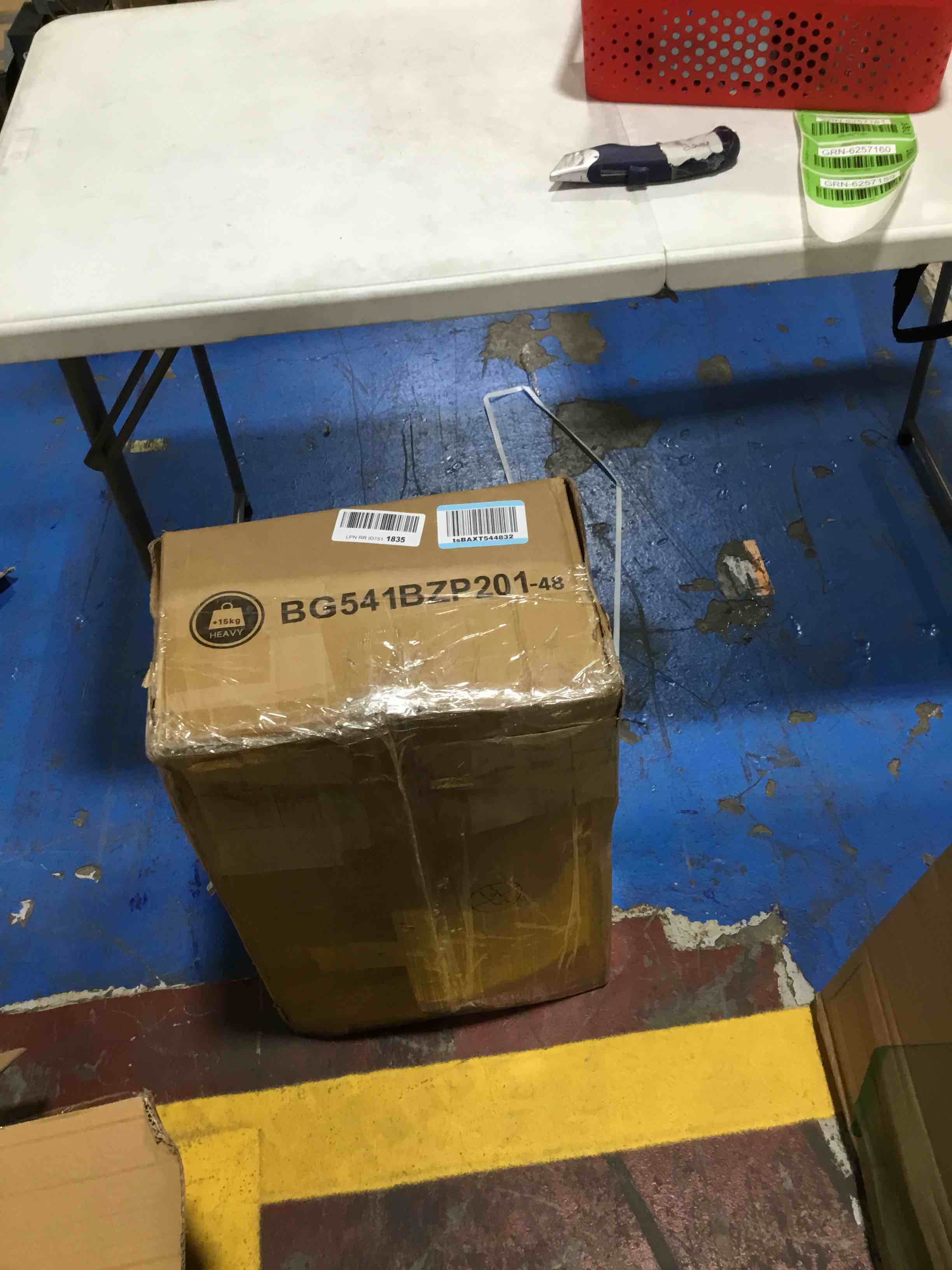 https://s3.amazonaws.com/lotting-images-prod/bidfta/GRN6257159_1713281129988.jpeg
