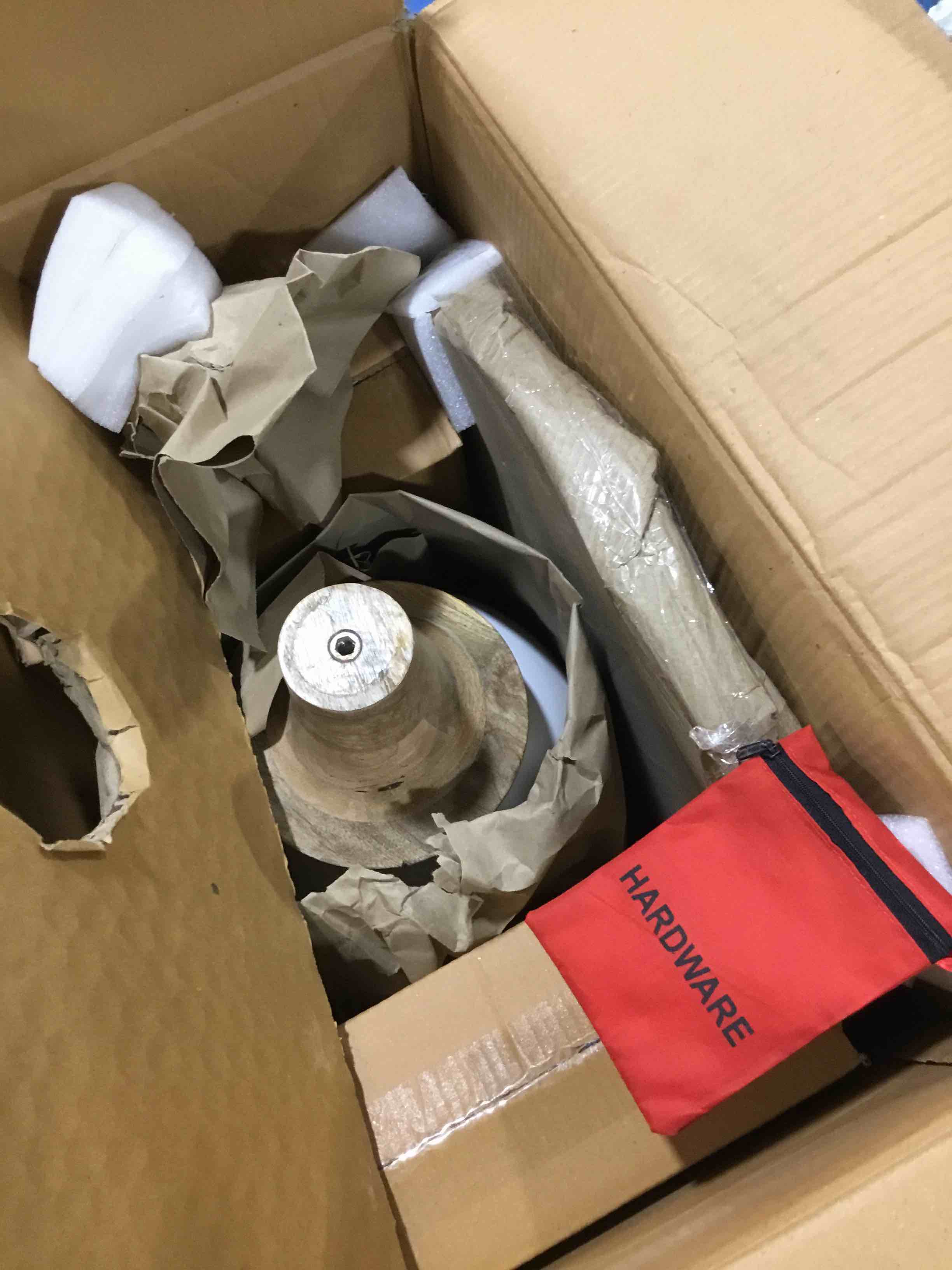 https://s3.amazonaws.com/lotting-images-prod/bidfta/GRN6257176_1713285360203.jpeg