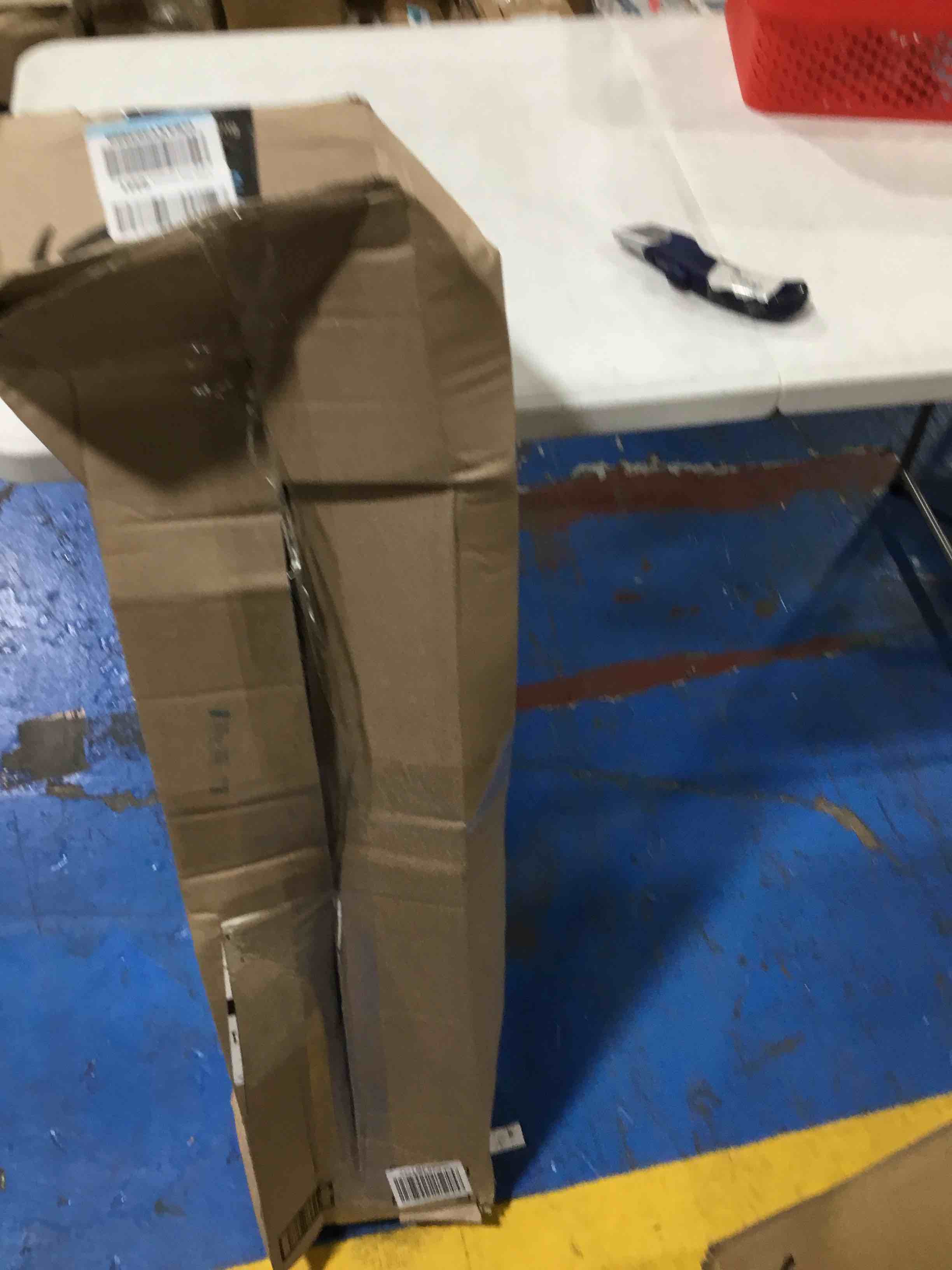 https://s3.amazonaws.com/lotting-images-prod/bidfta/GRN6257184_1713286408449.jpeg