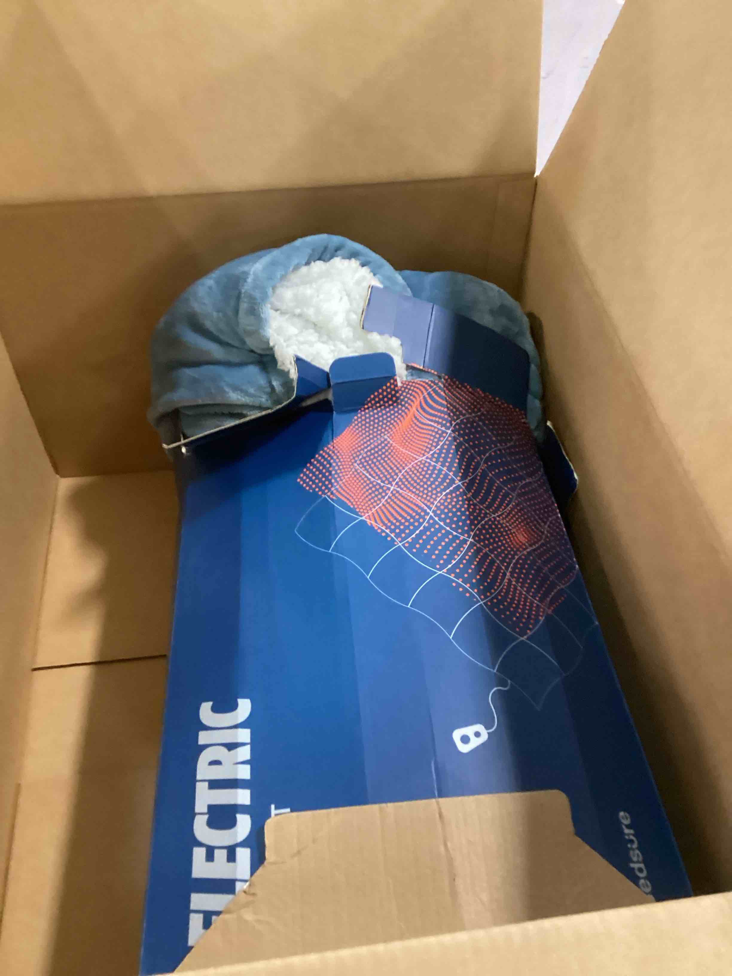 https://s3.amazonaws.com/lotting-images-prod/bidfta/GRN6260231_1712330772522.jpeg