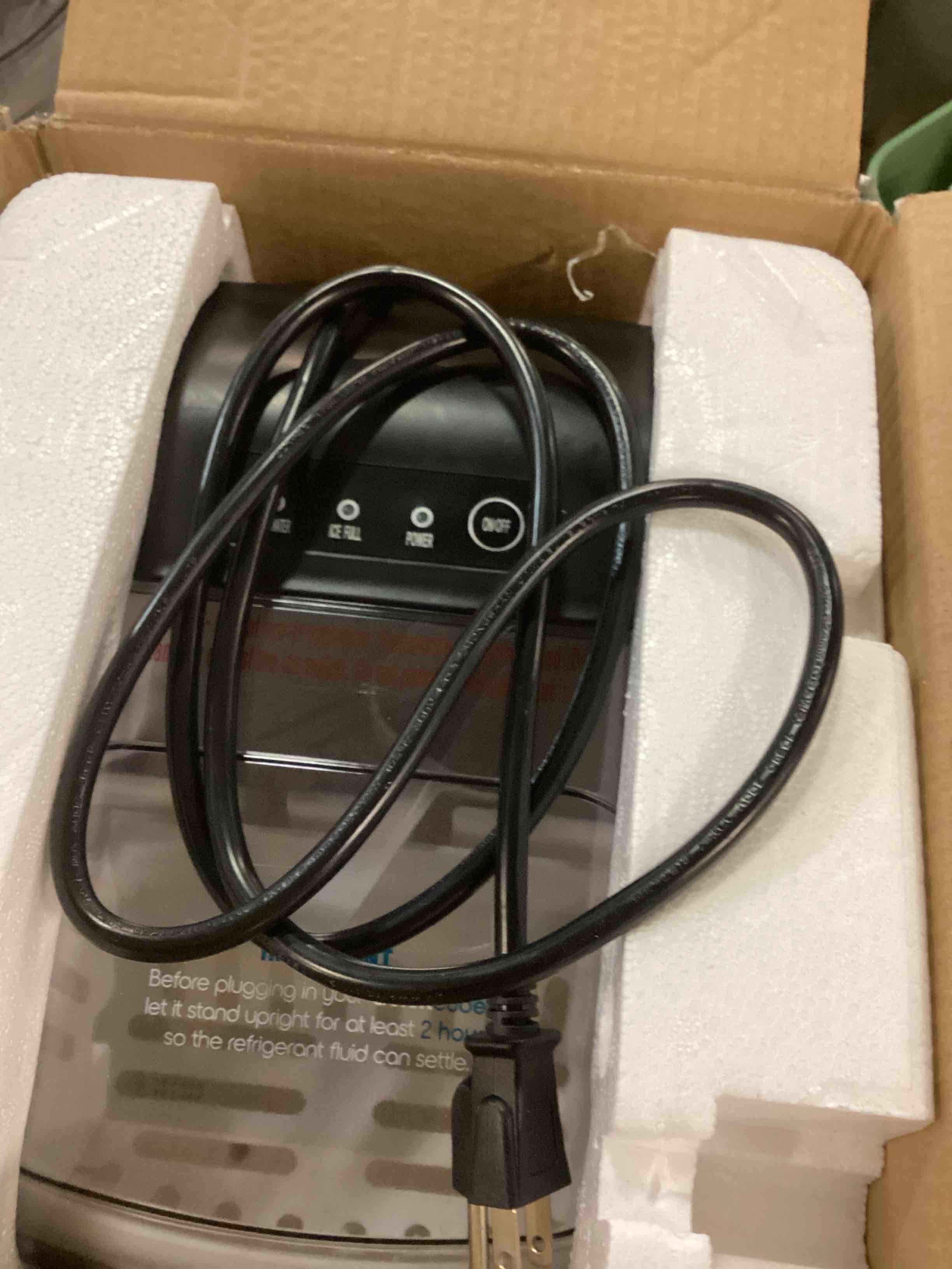 https://s3.amazonaws.com/lotting-images-prod/bidfta/GRN6260717_1712843700496.jpeg