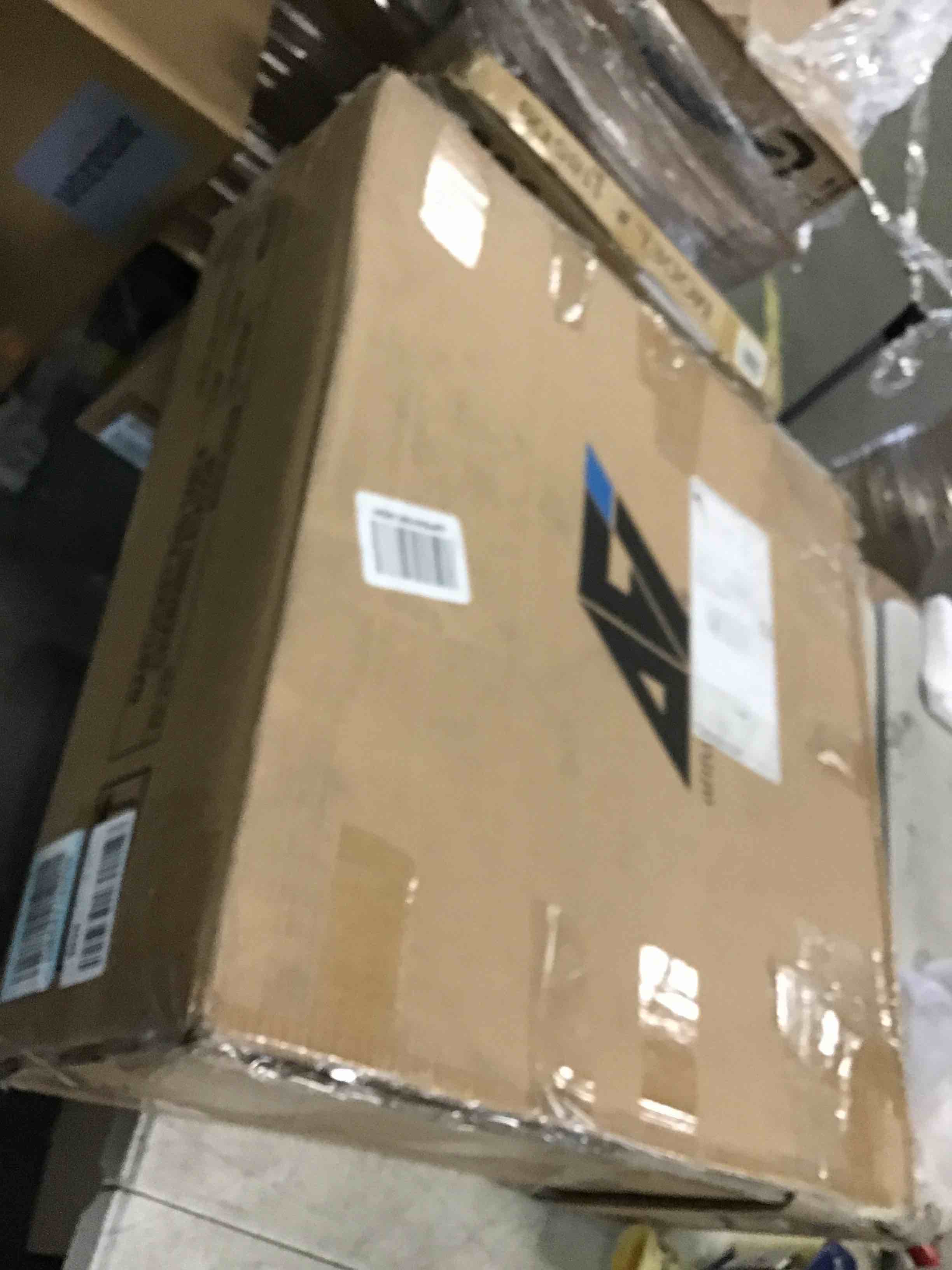 https://s3.amazonaws.com/lotting-images-prod/bidfta/GRN6261664_1712596756111.jpeg