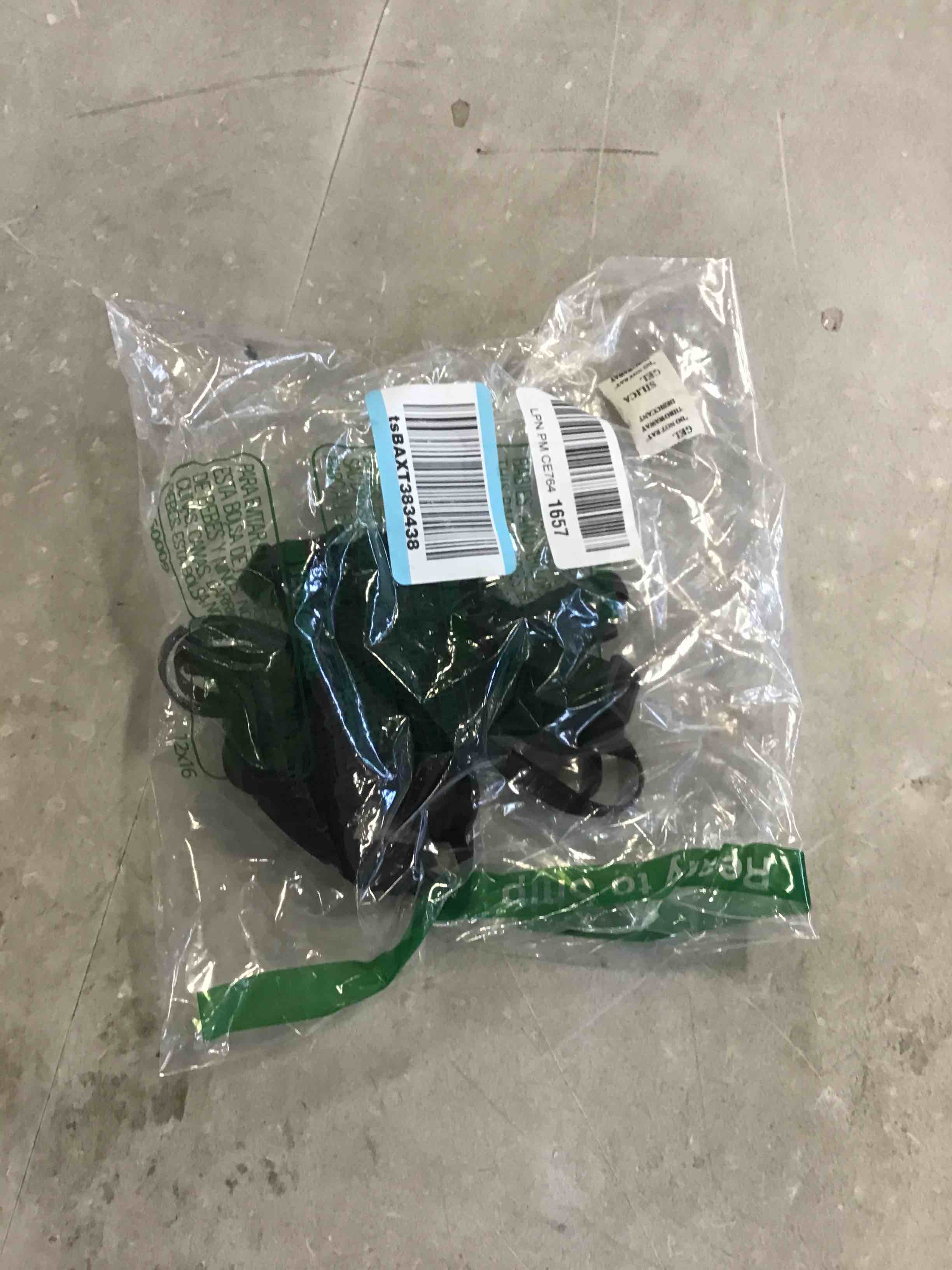 https://s3.amazonaws.com/lotting-images-prod/bidfta/GRN6263607_1713189002065.jpeg