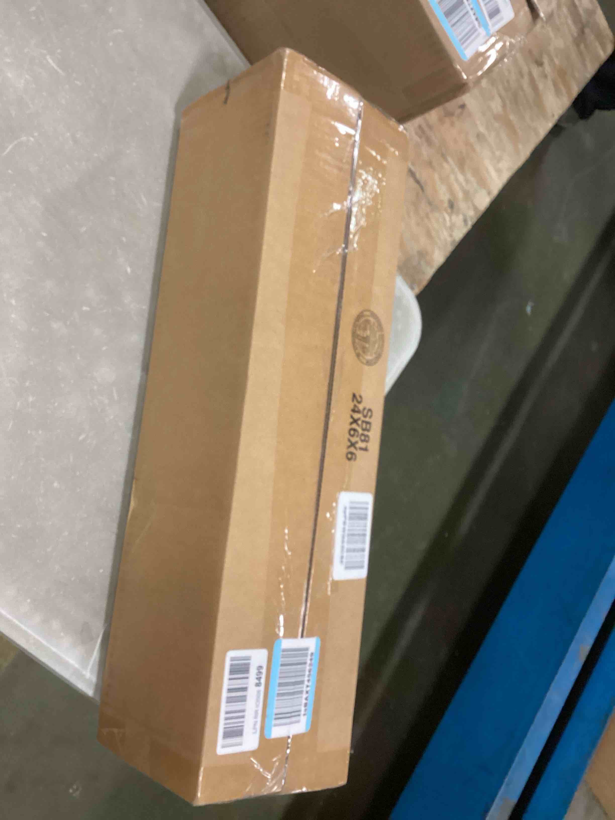 https://s3.amazonaws.com/lotting-images-prod/bidfta/GRN6265144_1712747770048.jpeg