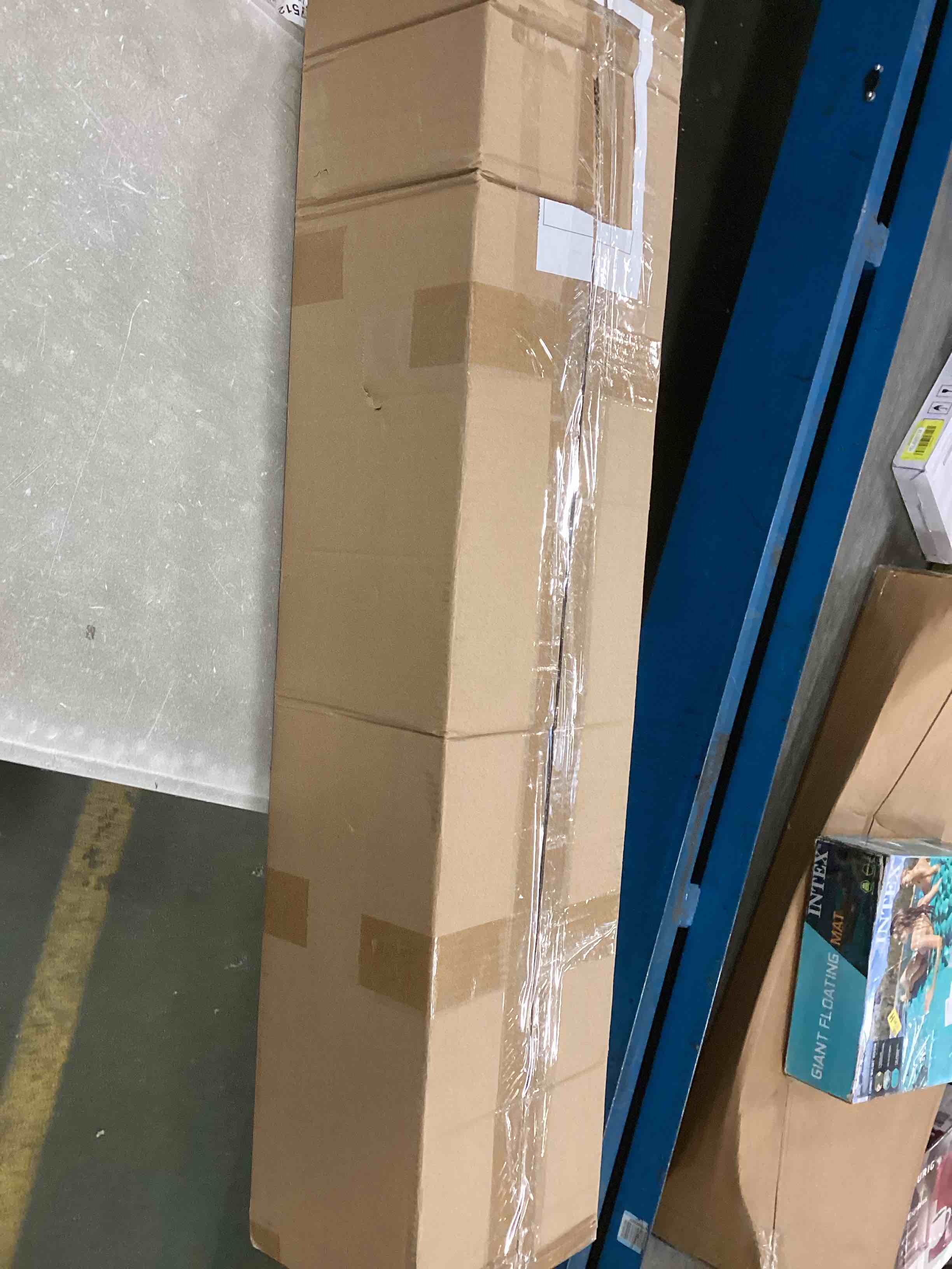 https://s3.amazonaws.com/lotting-images-prod/bidfta/GRN6265198_1712752737971.jpeg