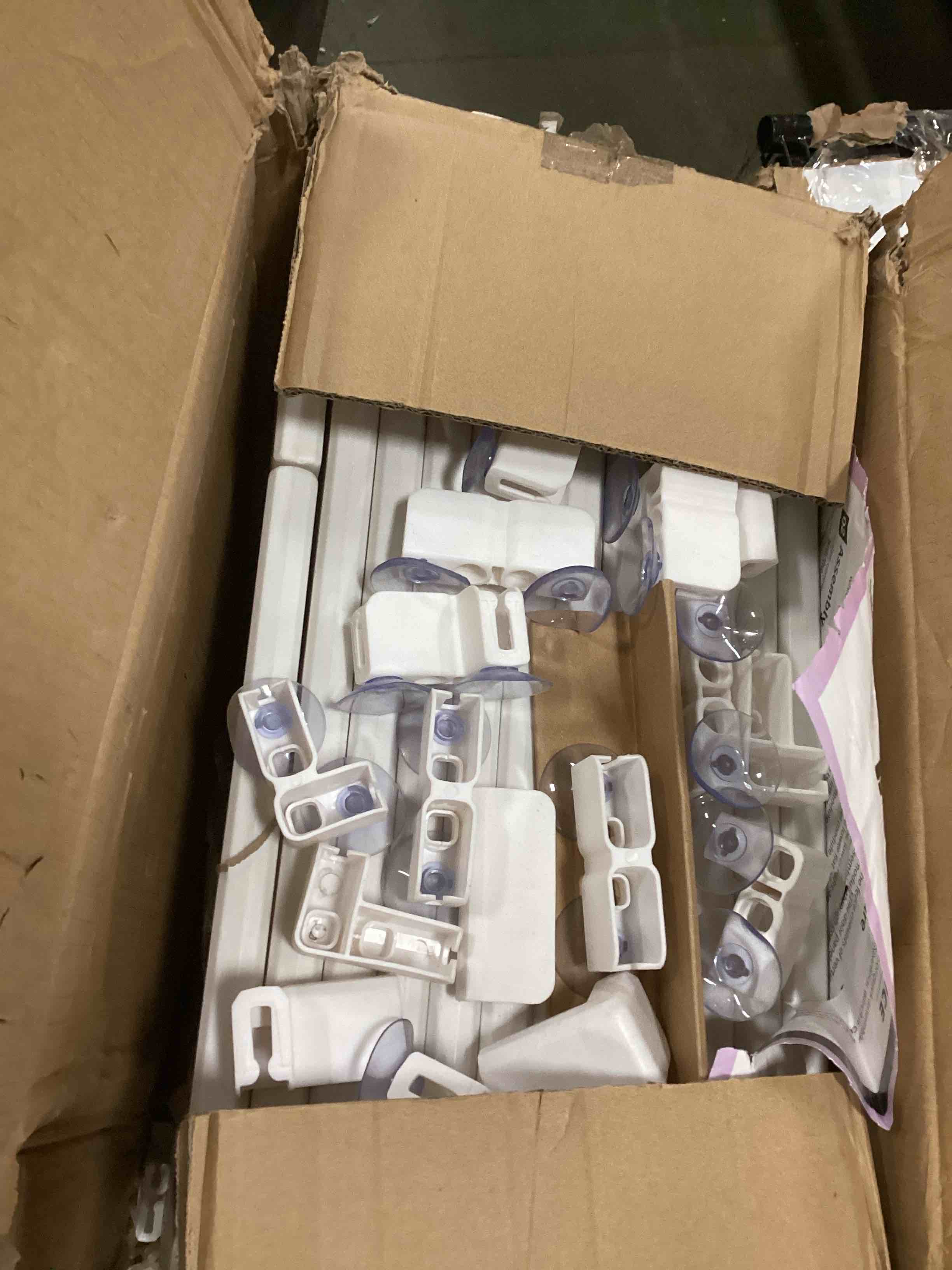 https://s3.amazonaws.com/lotting-images-prod/bidfta/GRN6265209_1712753905215.jpeg