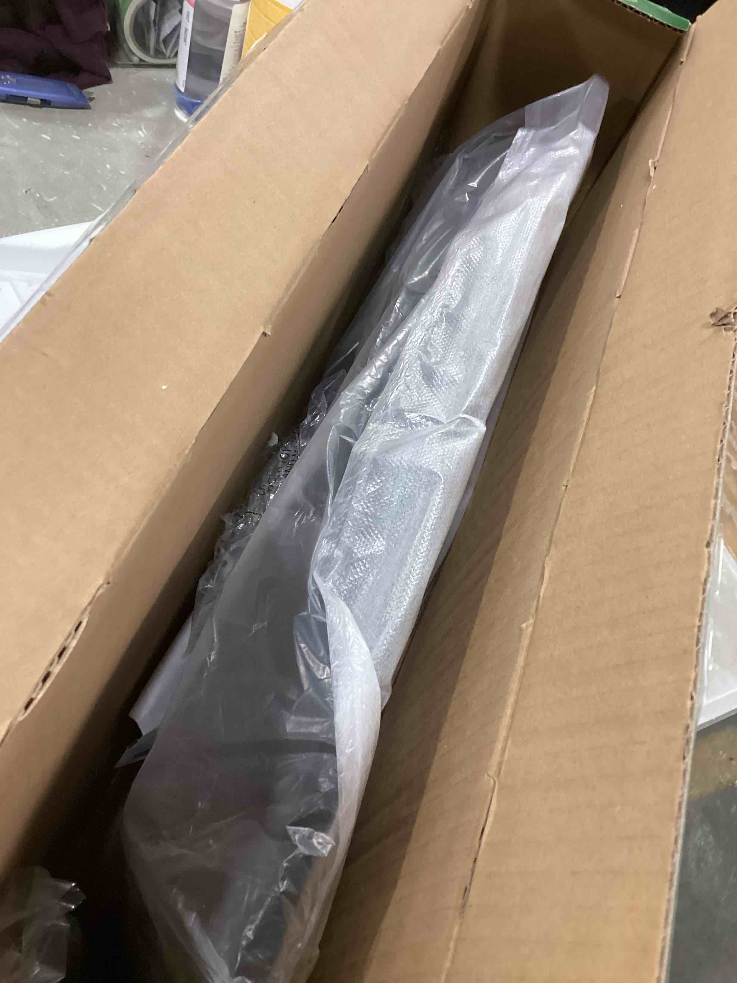 https://s3.amazonaws.com/lotting-images-prod/bidfta/GRN6265687_1712920620780.jpeg