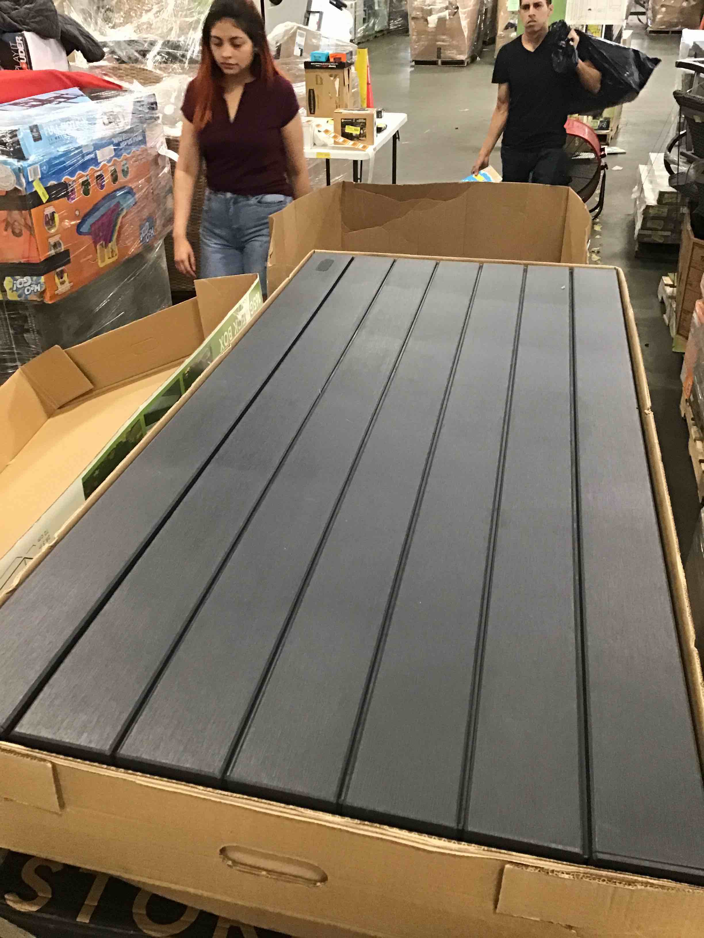 https://s3.amazonaws.com/lotting-images-prod/bidfta/GRN6267171_1717157432580.jpeg