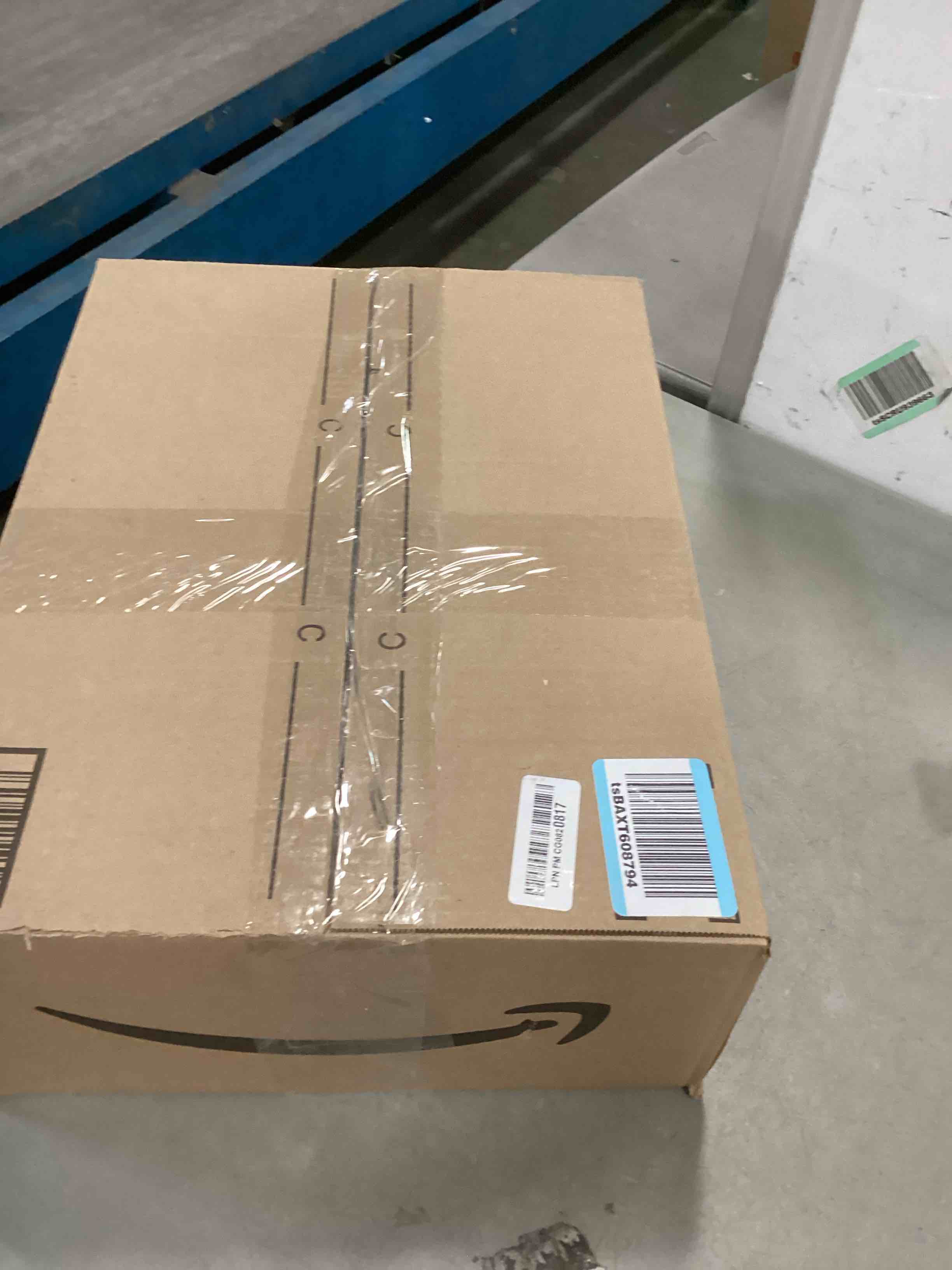https://s3.amazonaws.com/lotting-images-prod/bidfta/GRN6269236_1712579274785.jpeg