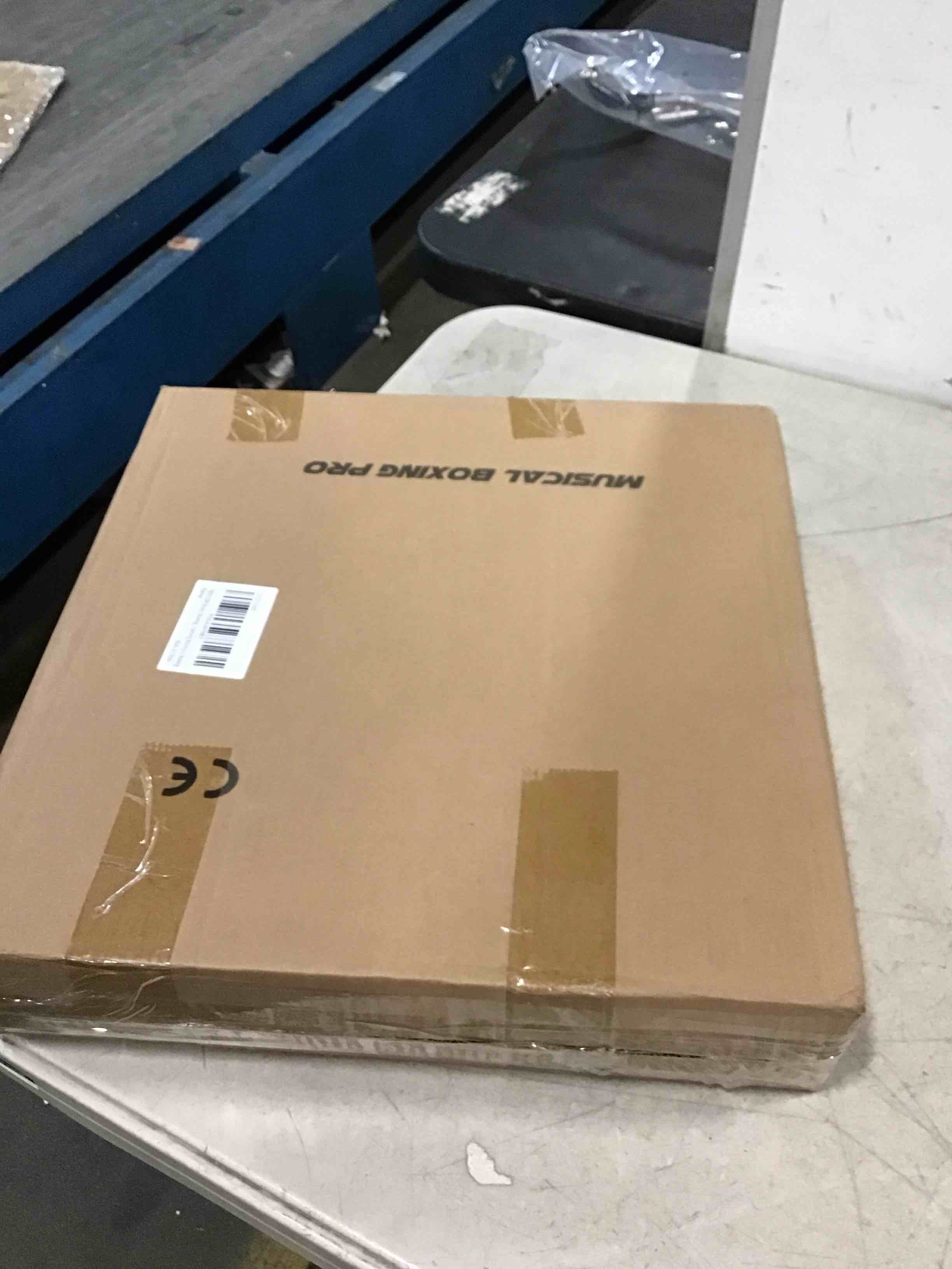 https://s3.amazonaws.com/lotting-images-prod/bidfta/GRN6269812_1712756853920.jpeg