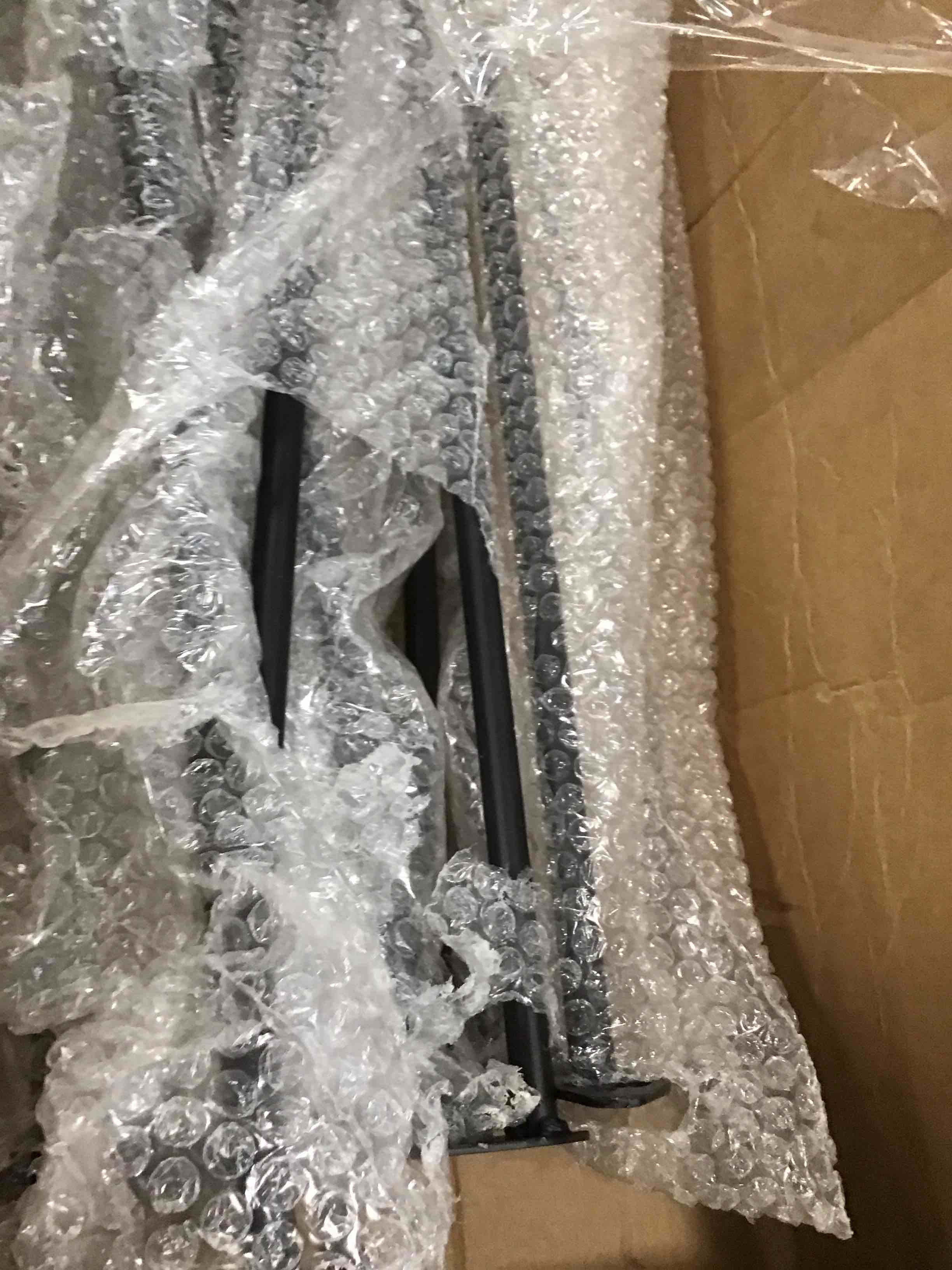 https://s3.amazonaws.com/lotting-images-prod/bidfta/GRN6270166_1712858547450.jpeg