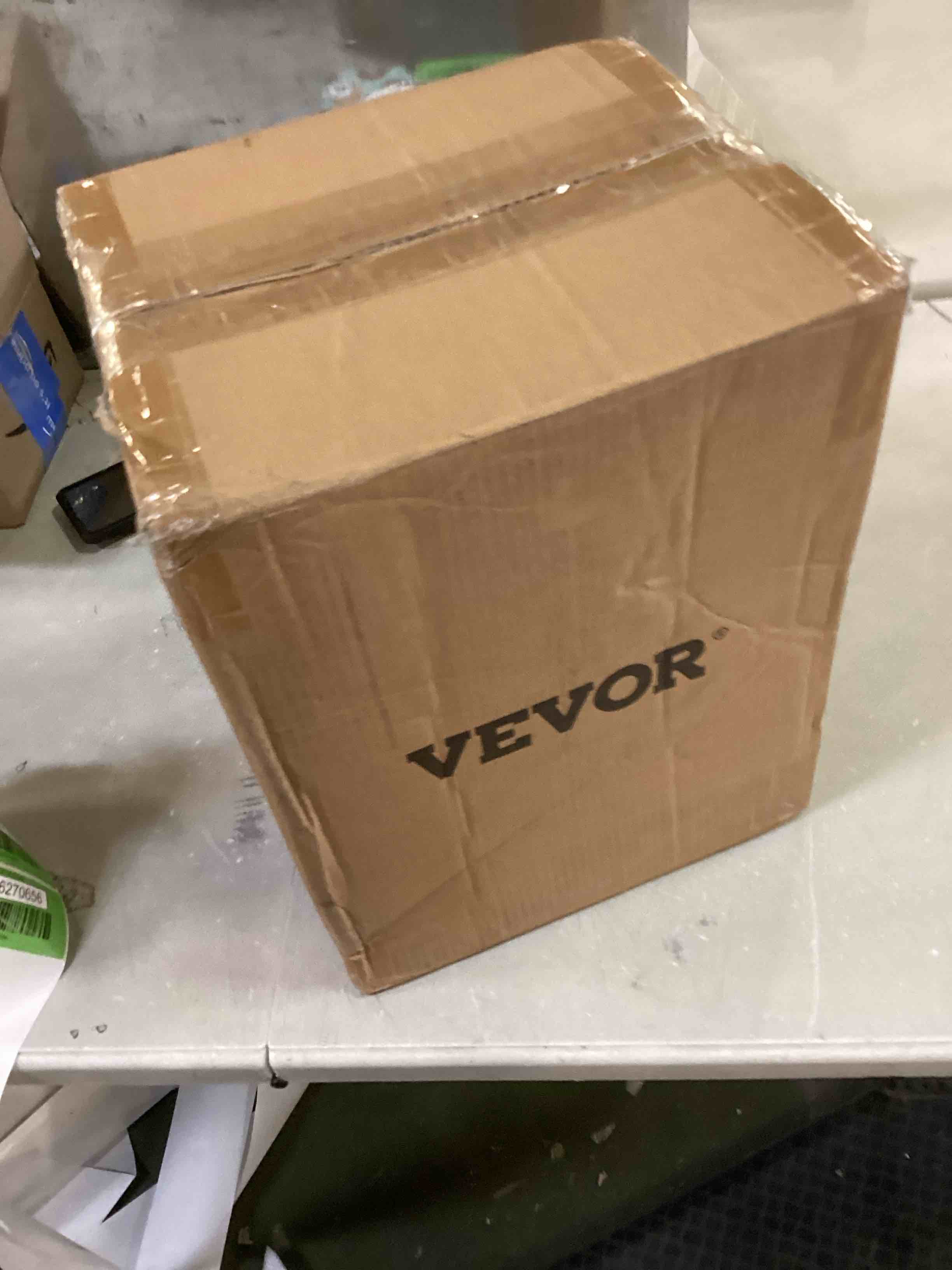 https://s3.amazonaws.com/lotting-images-prod/bidfta/GRN6270656_1712168714532.jpeg