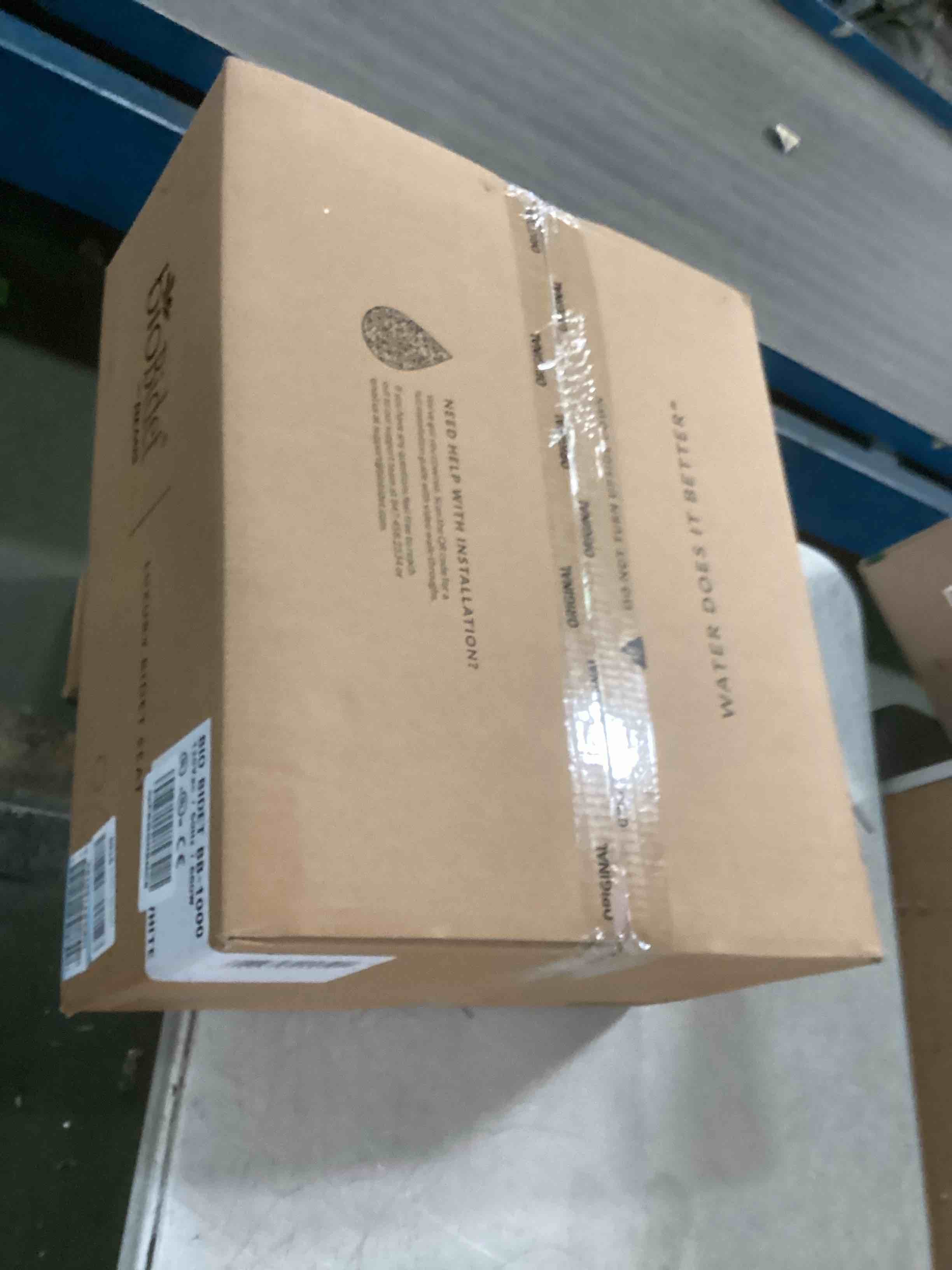 https://s3.amazonaws.com/lotting-images-prod/bidfta/GRN6270949_1712261291102.jpeg