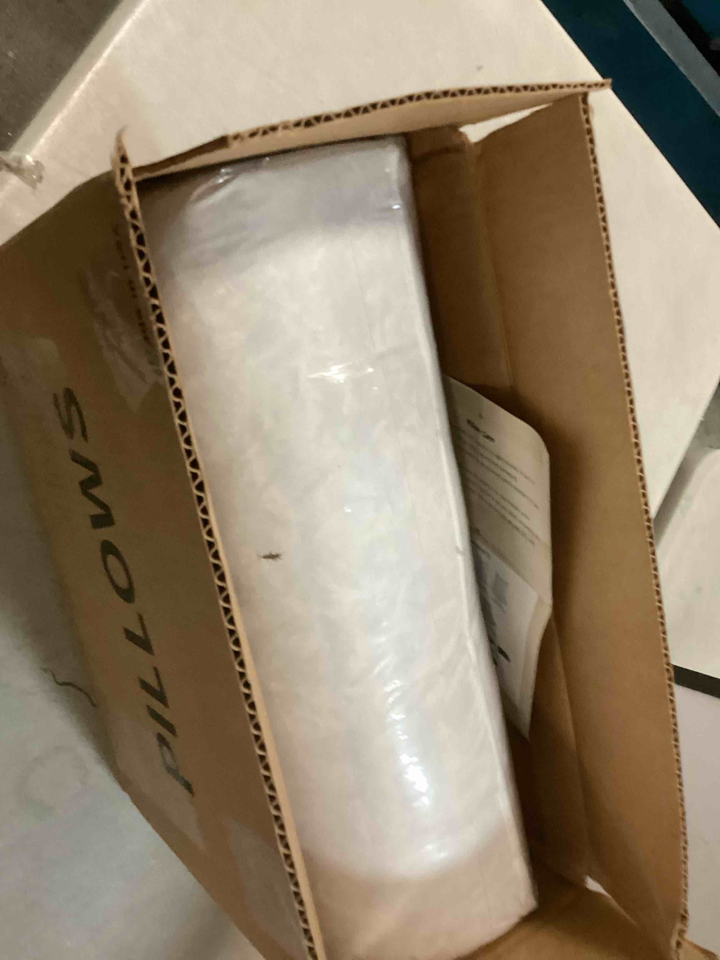 https://s3.amazonaws.com/lotting-images-prod/bidfta/GRN6271260_1712409790764.jpeg