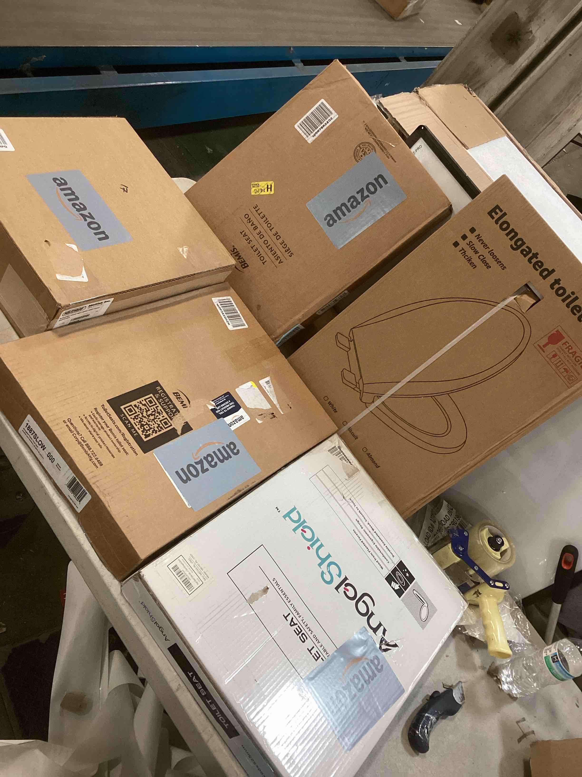 Assorted Toilet Seats 