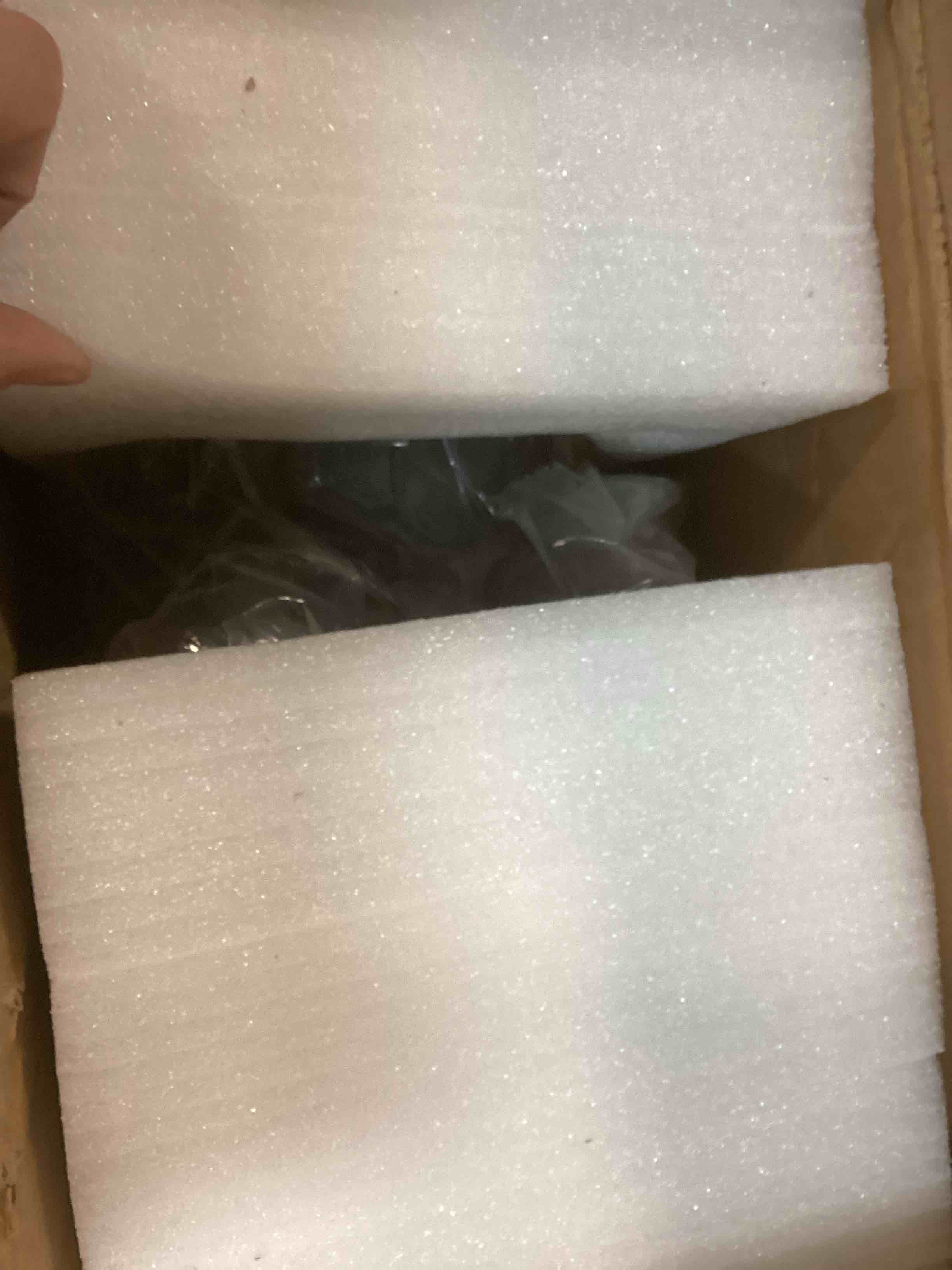 https://s3.amazonaws.com/lotting-images-prod/bidfta/GRN6271862_1712678947431.jpeg