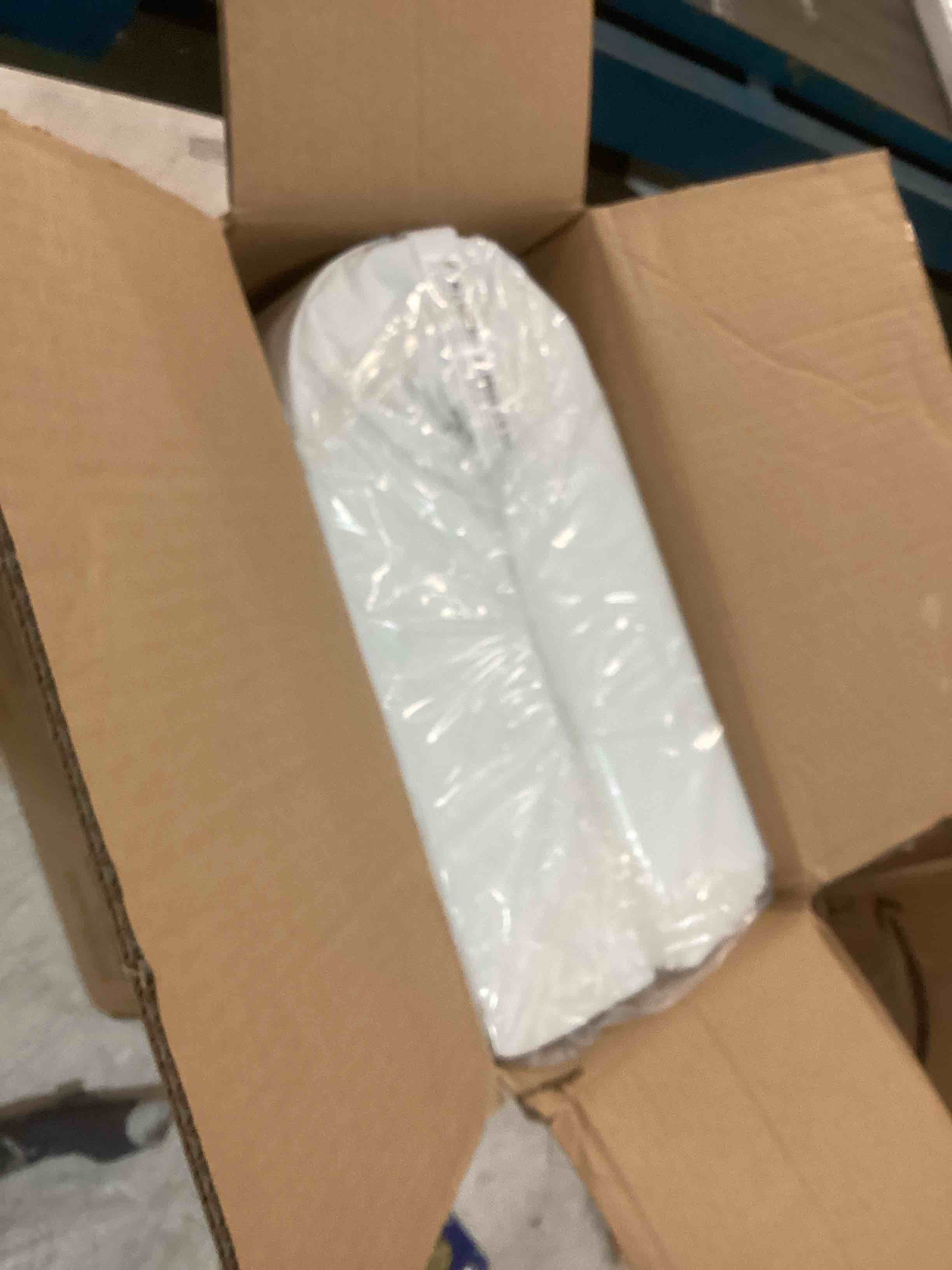 https://s3.amazonaws.com/lotting-images-prod/bidfta/GRN6271895_1712684071702.jpeg
