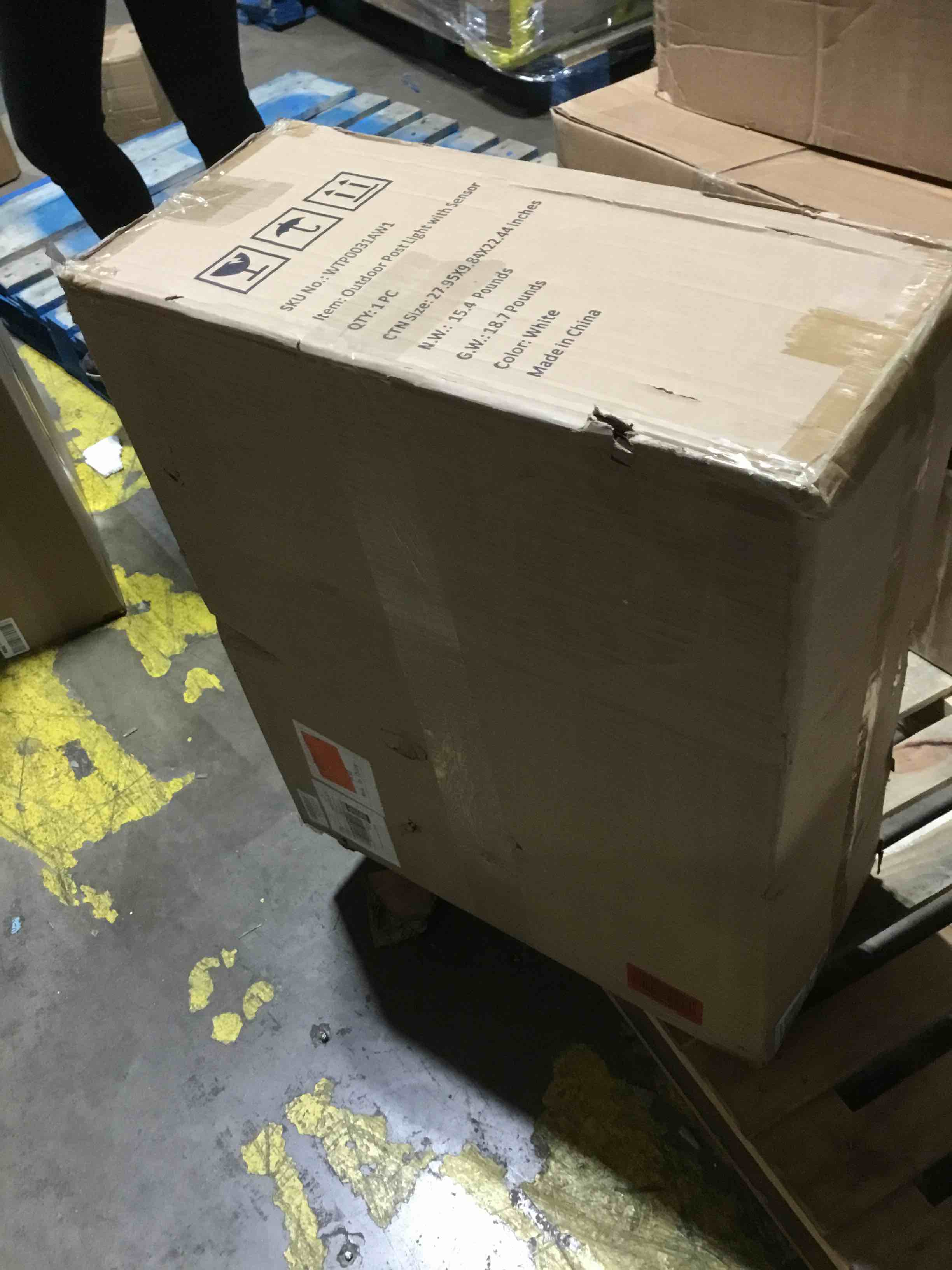 https://s3.amazonaws.com/lotting-images-prod/bidfta/GRN6272690_1714501752852.jpeg