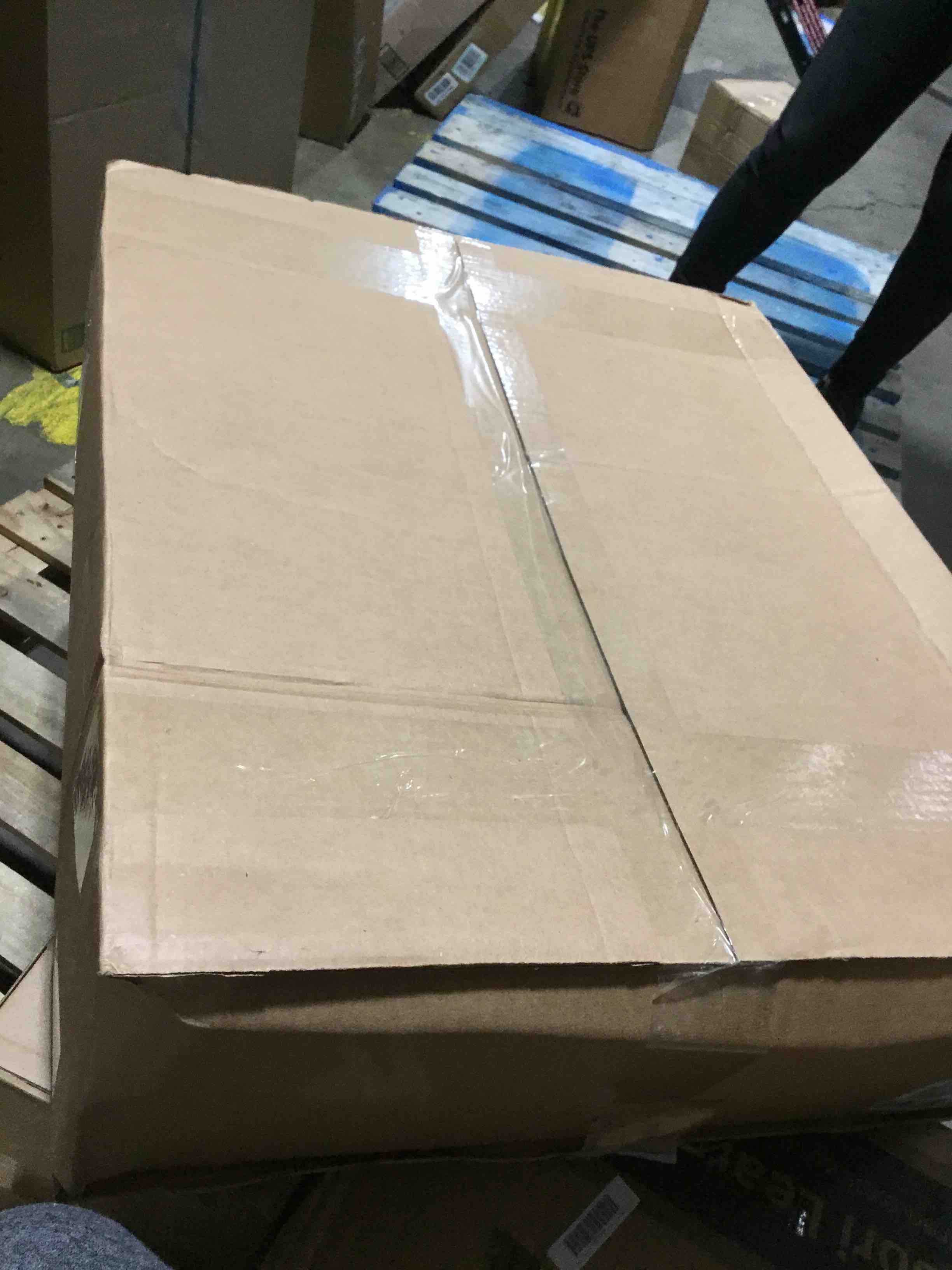 https://s3.amazonaws.com/lotting-images-prod/bidfta/GRN6272695_1714502128413.jpeg