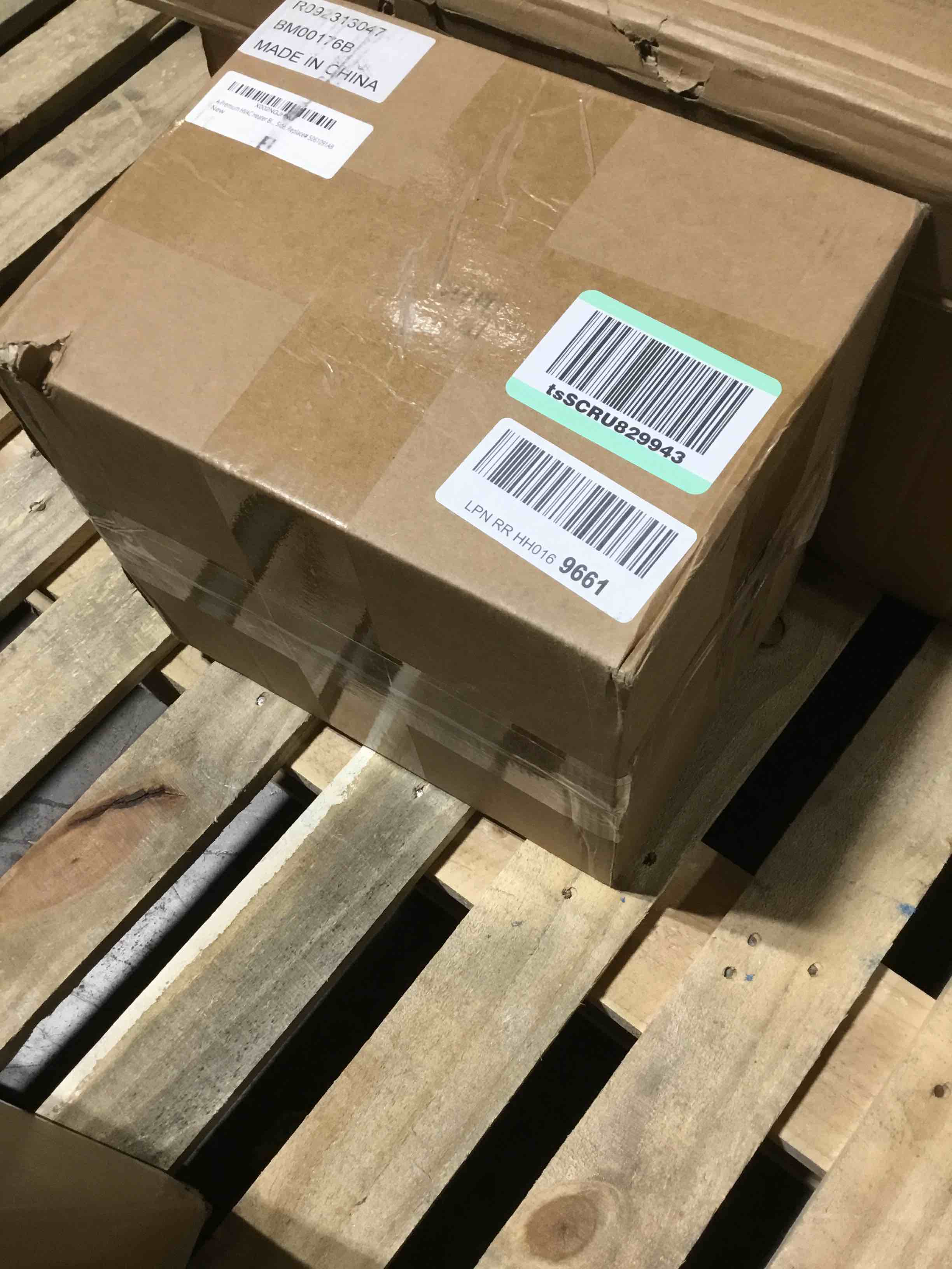 https://s3.amazonaws.com/lotting-images-prod/bidfta/GRN6272696_1714502183326.jpeg