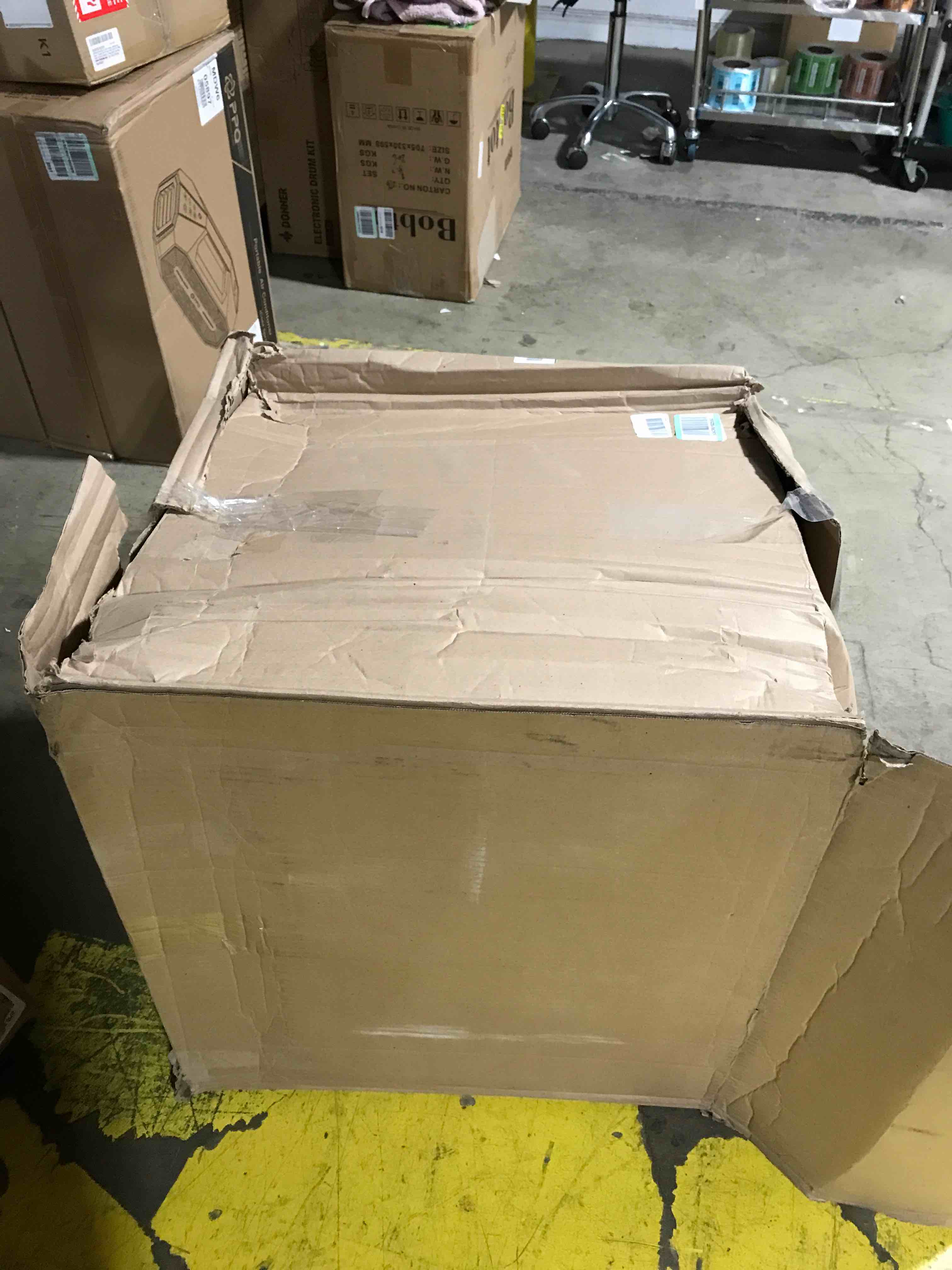 https://s3.amazonaws.com/lotting-images-prod/bidfta/GRN6272966_1714656656722.jpeg