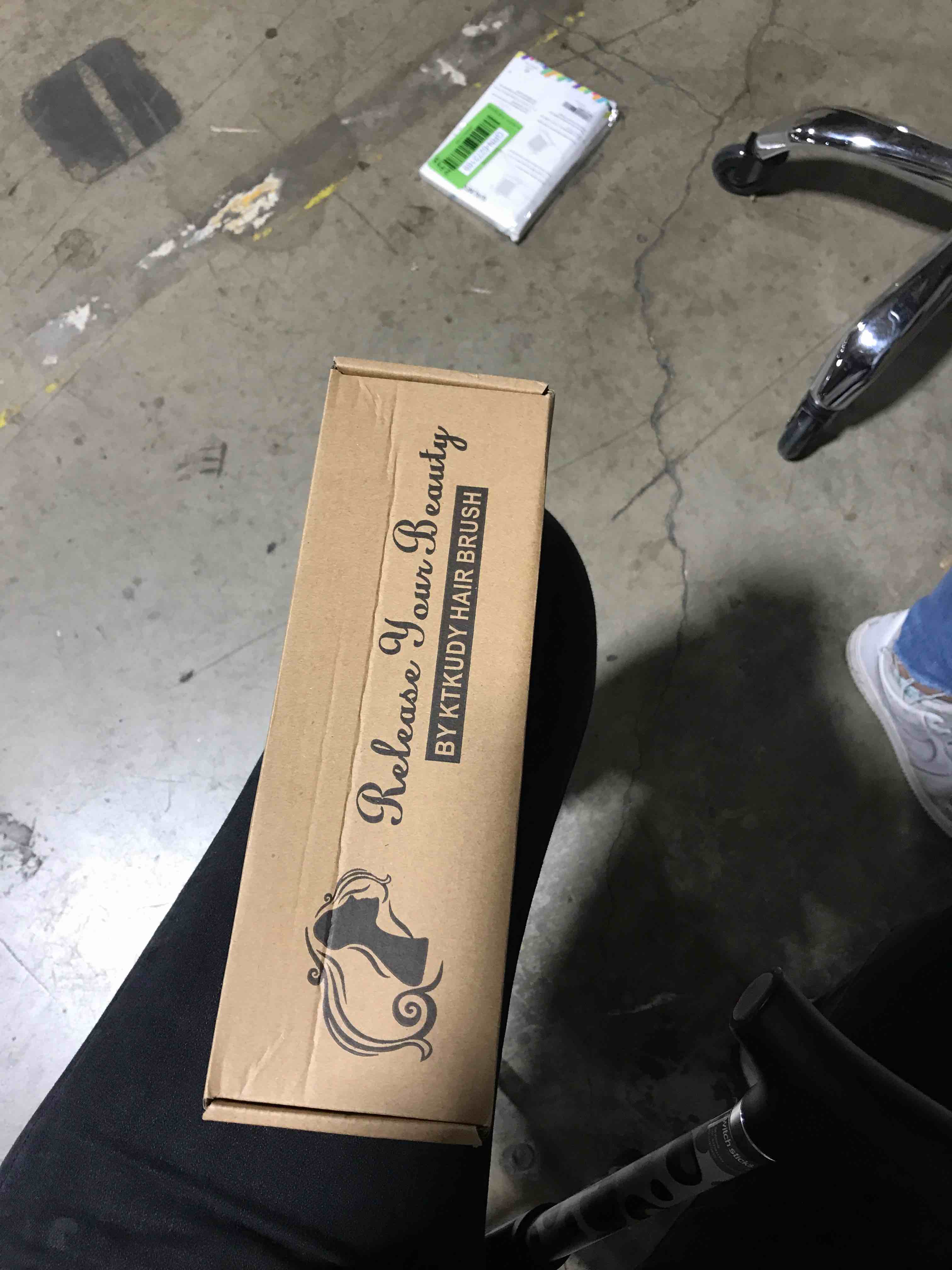 https://s3.amazonaws.com/lotting-images-prod/bidfta/GRN6273109_1714763408718.jpeg