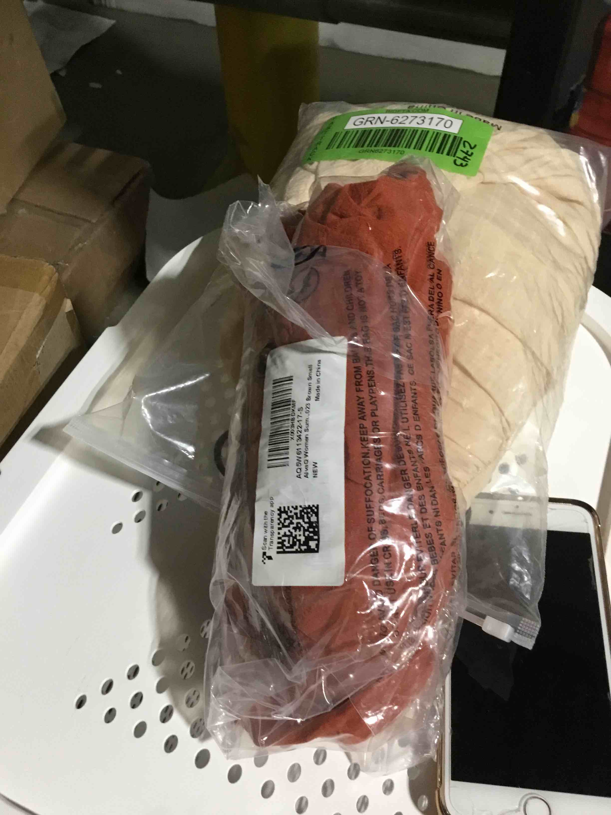 https://s3.amazonaws.com/lotting-images-prod/bidfta/GRN6273171_1714763835064.jpeg