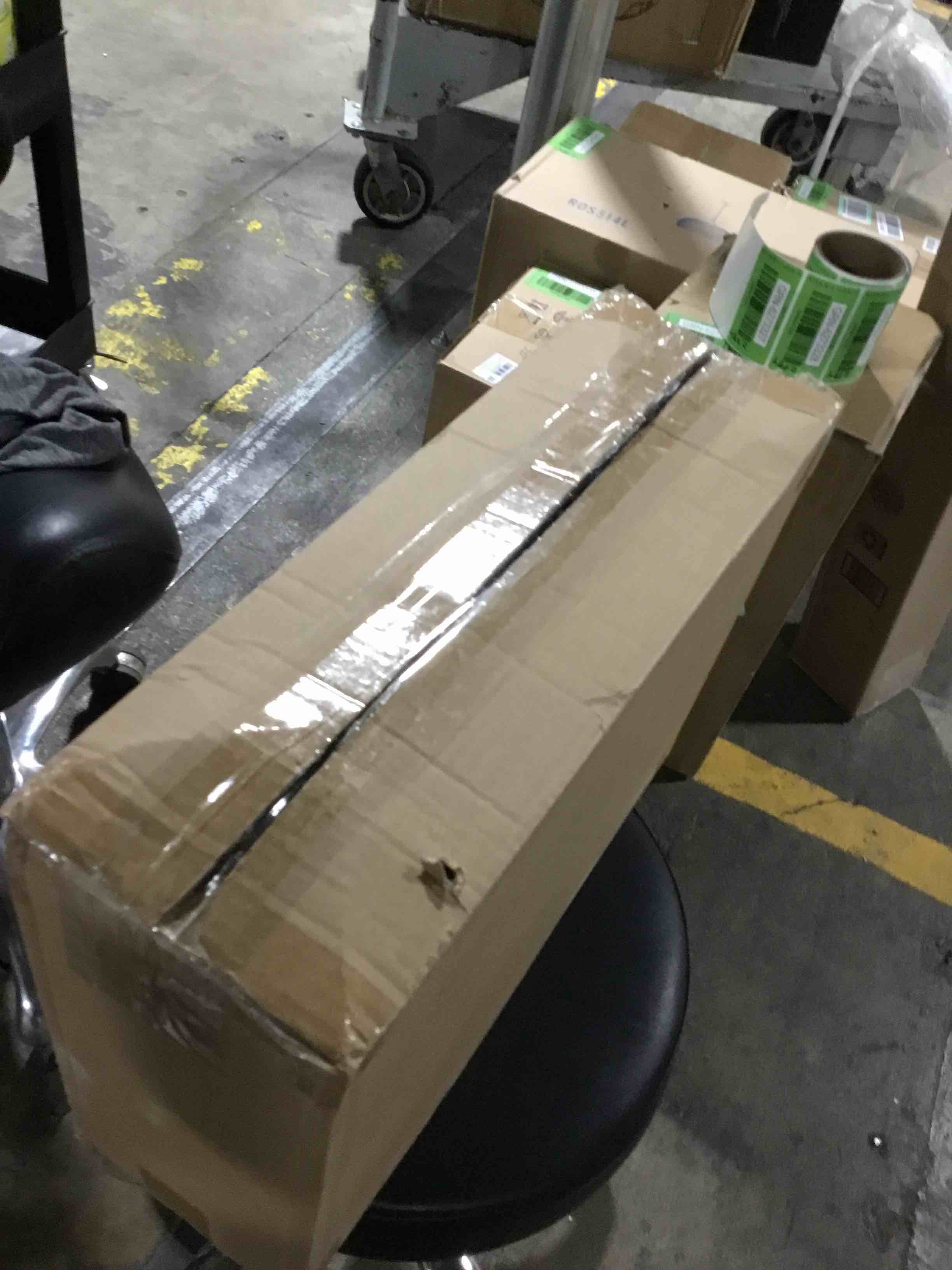 https://s3.amazonaws.com/lotting-images-prod/bidfta/GRN6273327_1715024773971.jpeg