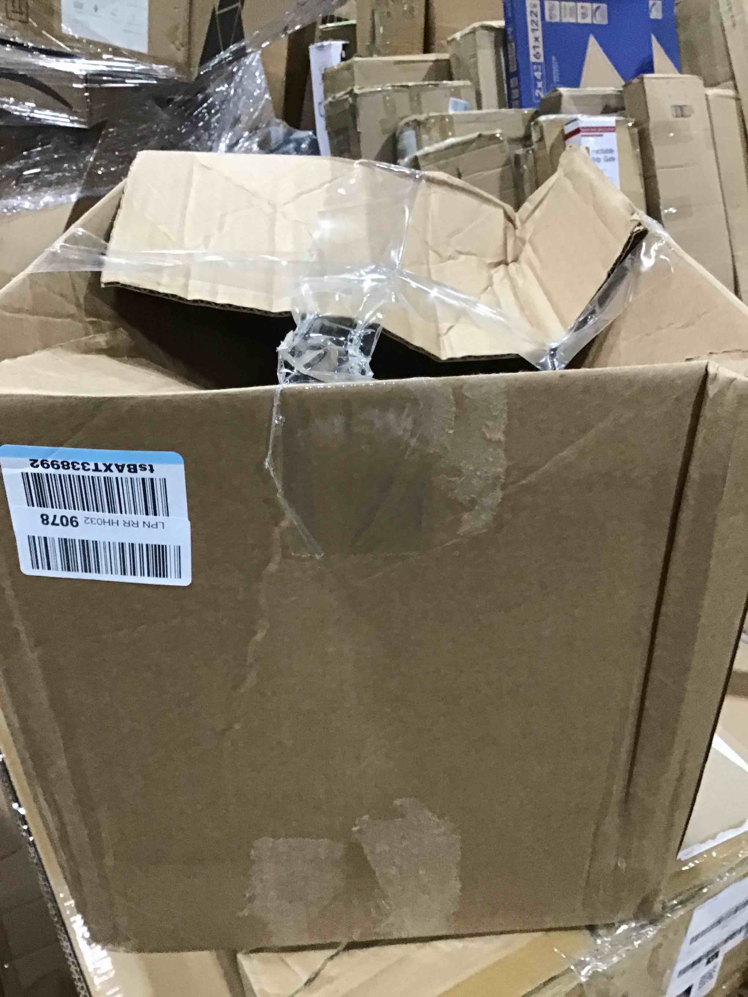 https://s3.amazonaws.com/lotting-images-prod/bidfta/GRN6277379_1716566215503.jpeg