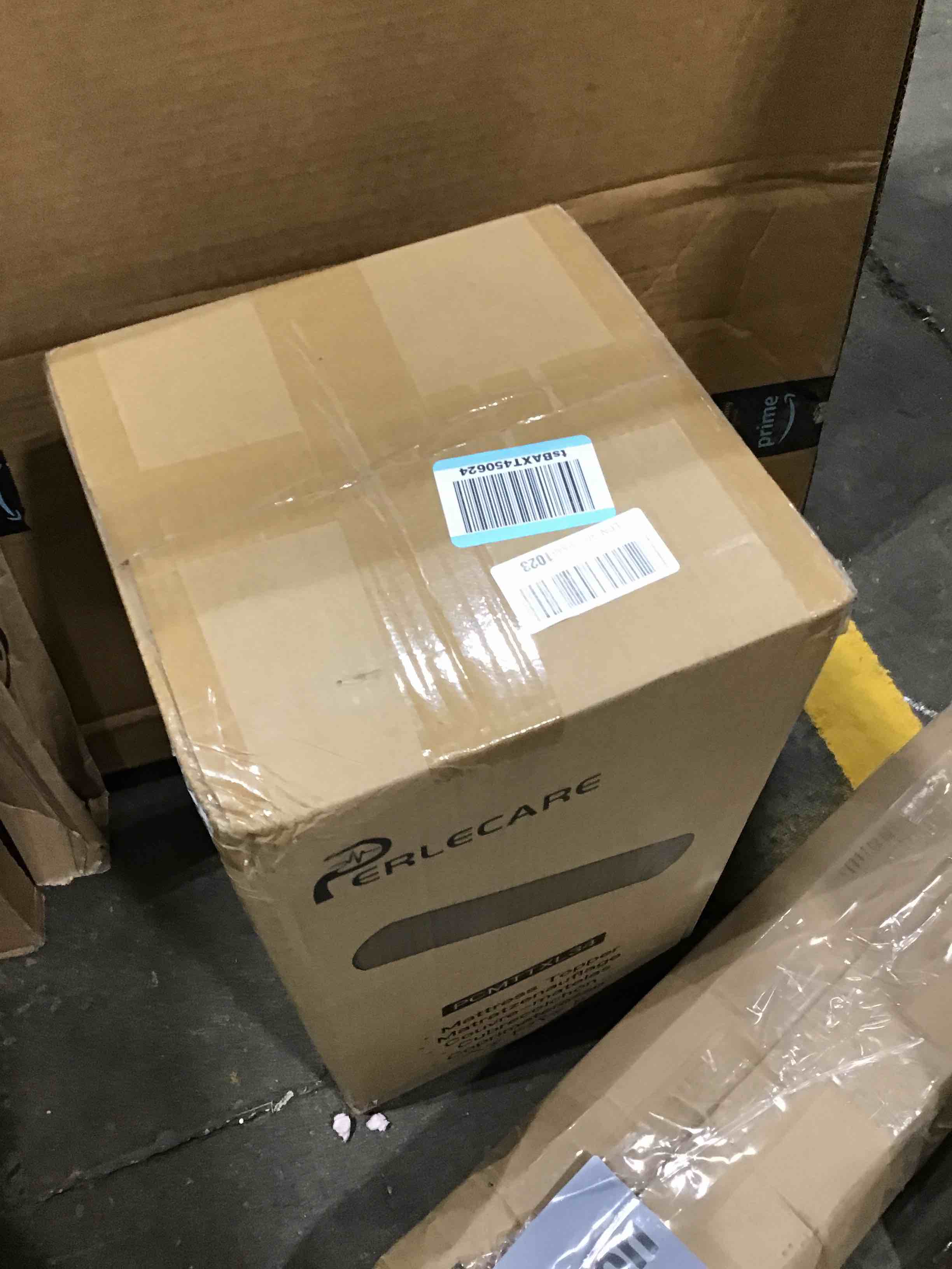 https://s3.amazonaws.com/lotting-images-prod/bidfta/GRN6277435_1716578577508.jpeg
