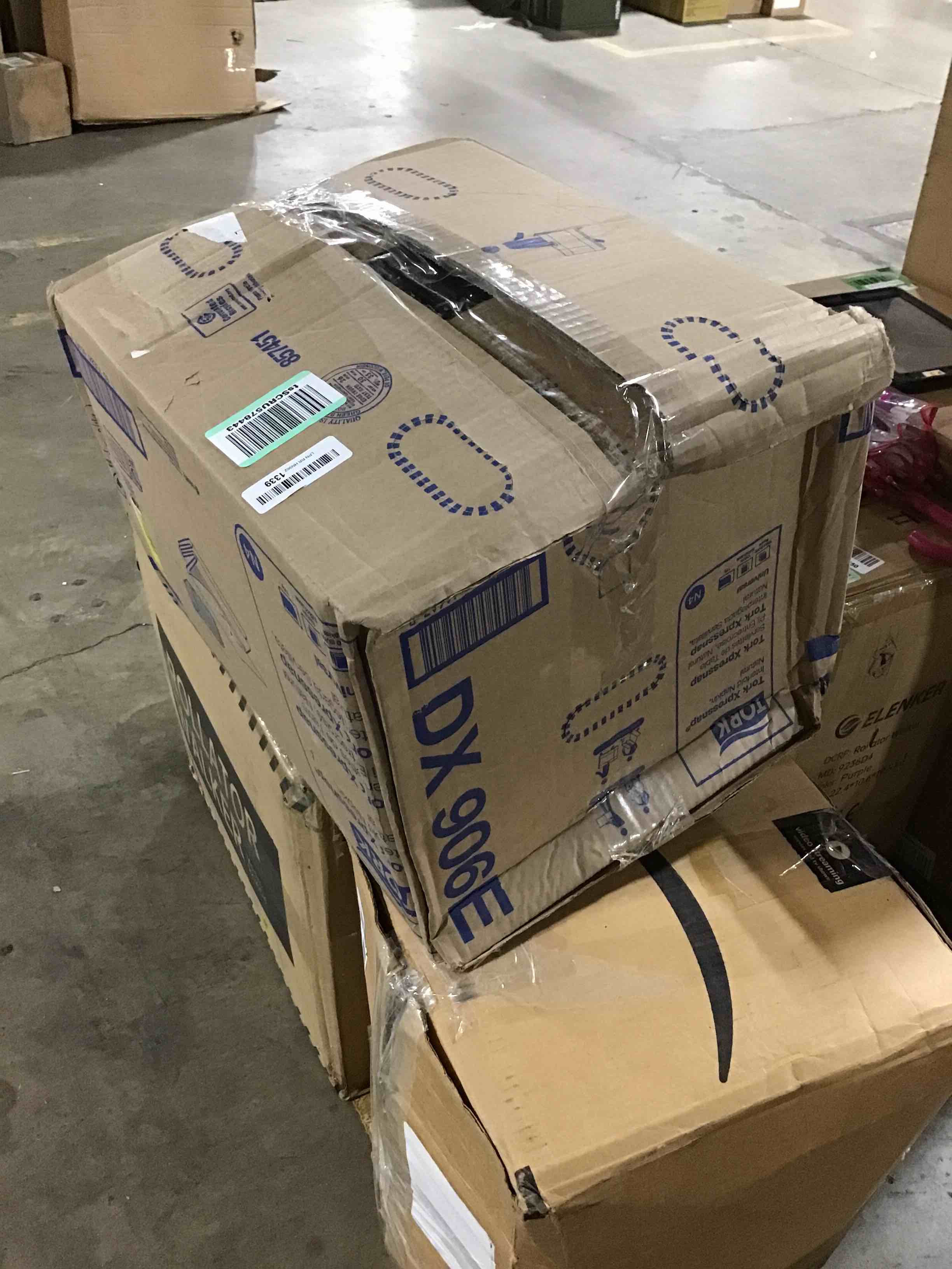 https://s3.amazonaws.com/lotting-images-prod/bidfta/GRN6278232_1717692471608.jpeg