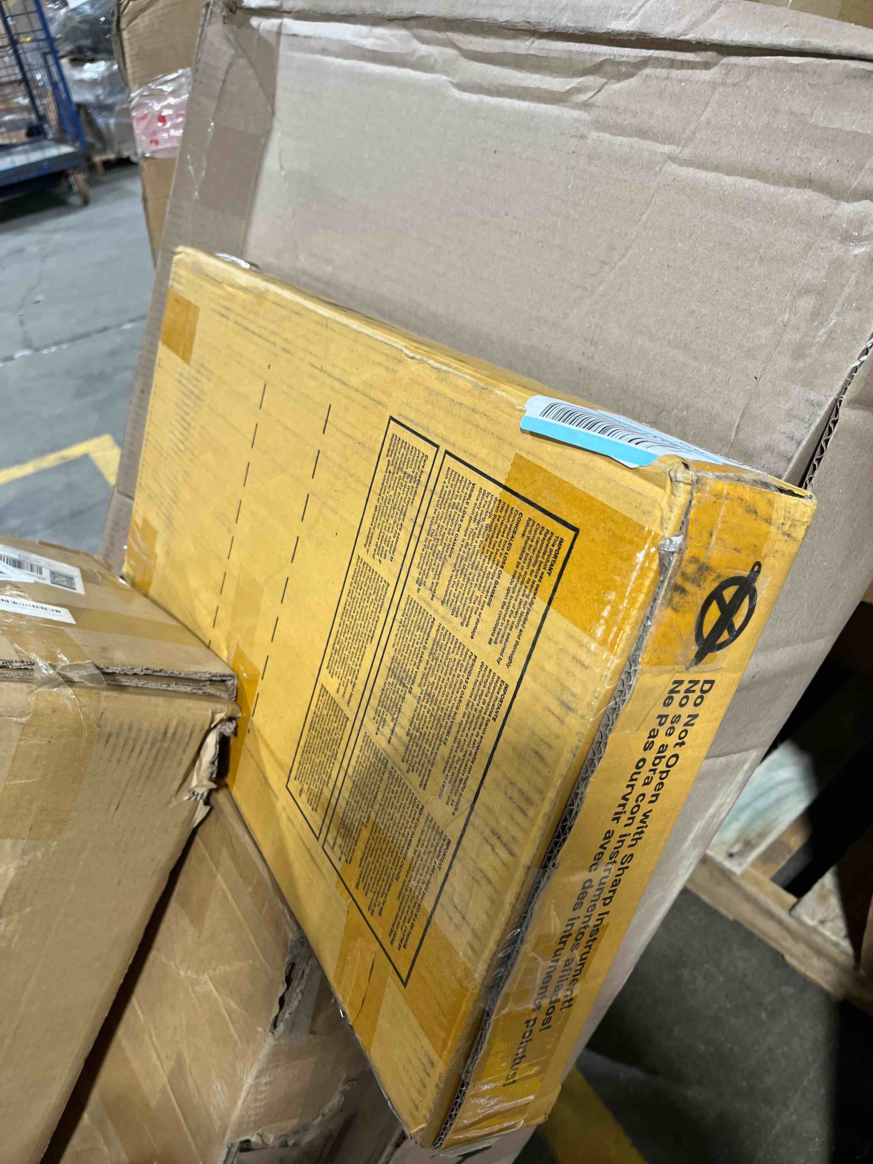https://s3.amazonaws.com/lotting-images-prod/bidfta/GRN6280464_1716403458955.jpeg