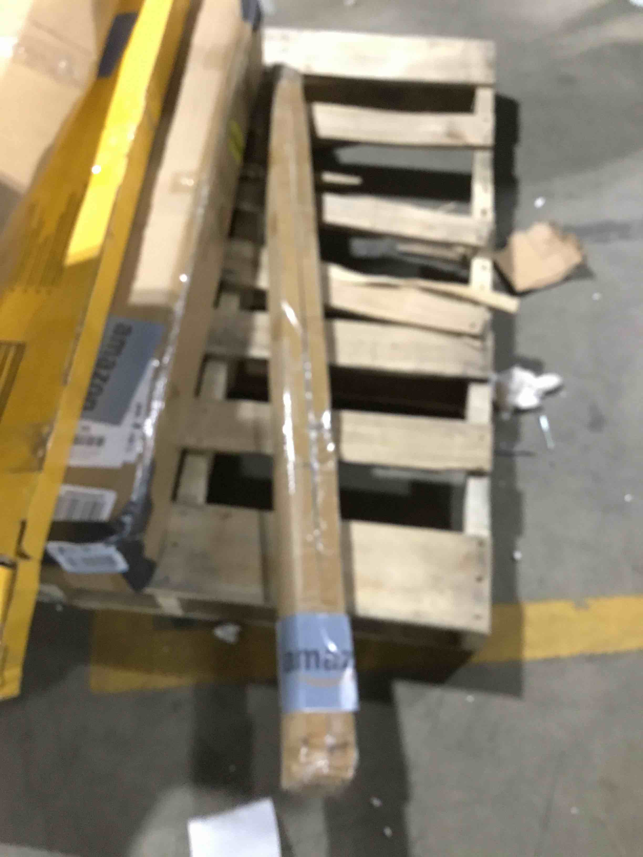https://s3.amazonaws.com/lotting-images-prod/bidfta/GRN6280662_1717441798606.jpeg