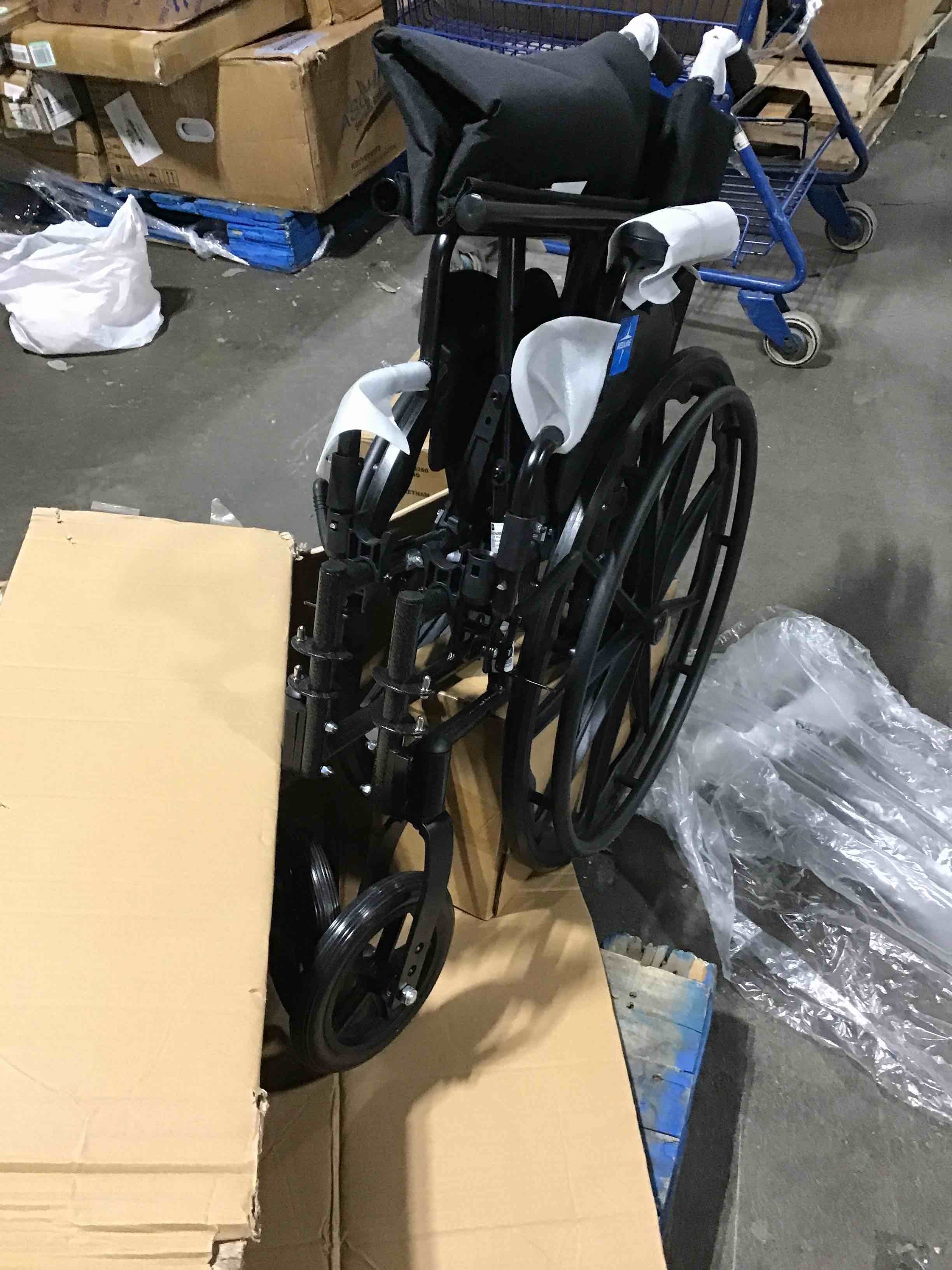 https://s3.amazonaws.com/lotting-images-prod/bidfta/GRN6281982_1723056214261.jpeg