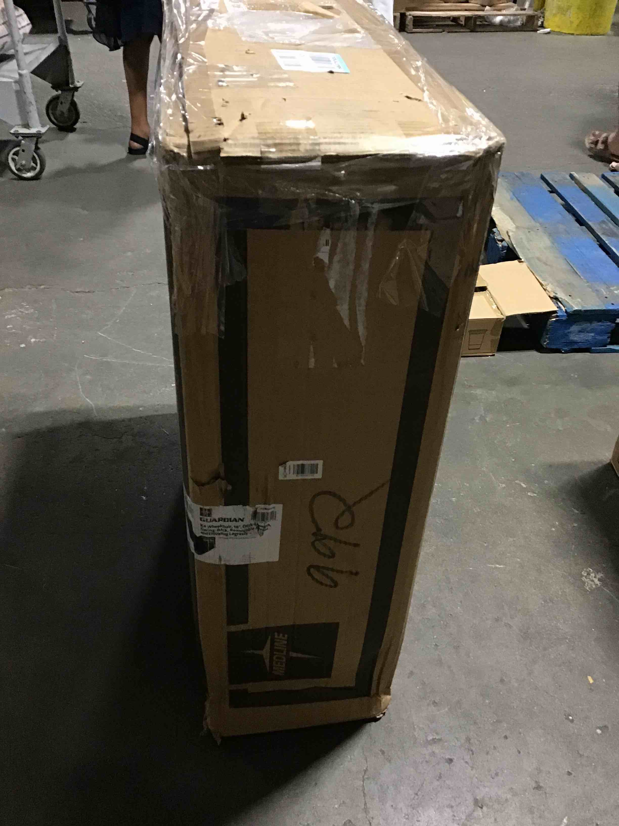 https://s3.amazonaws.com/lotting-images-prod/bidfta/GRN6281982_1723056836728.jpeg