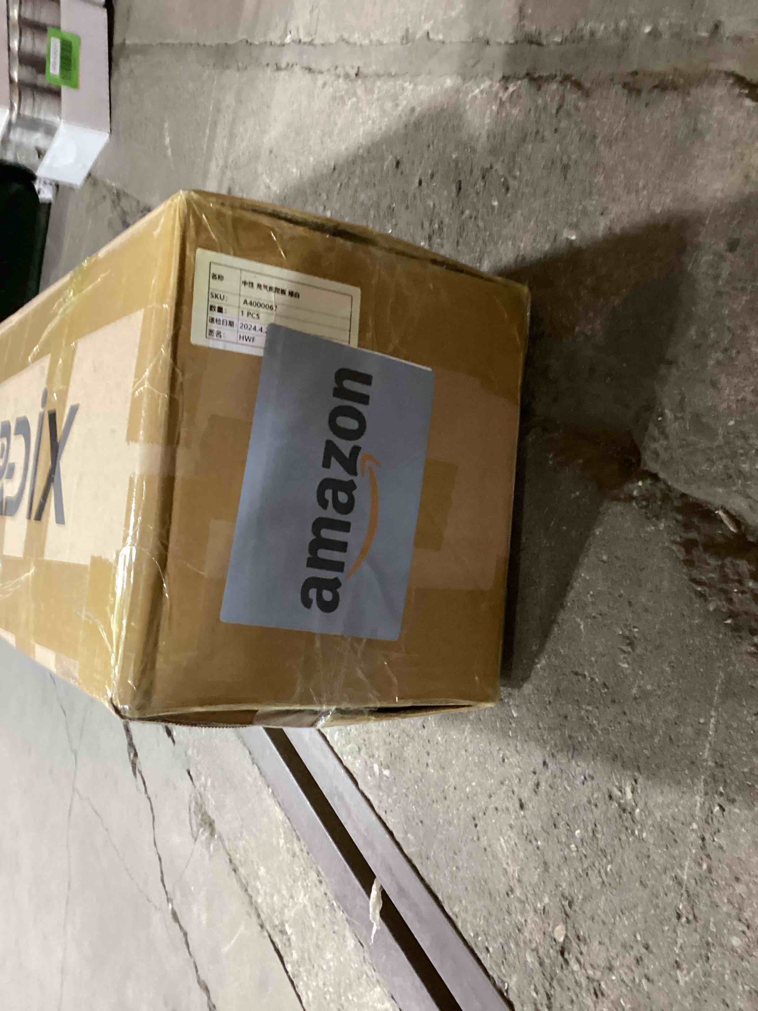 https://s3.amazonaws.com/lotting-images-prod/bidfta/GRN6282363_1723743454795.jpeg