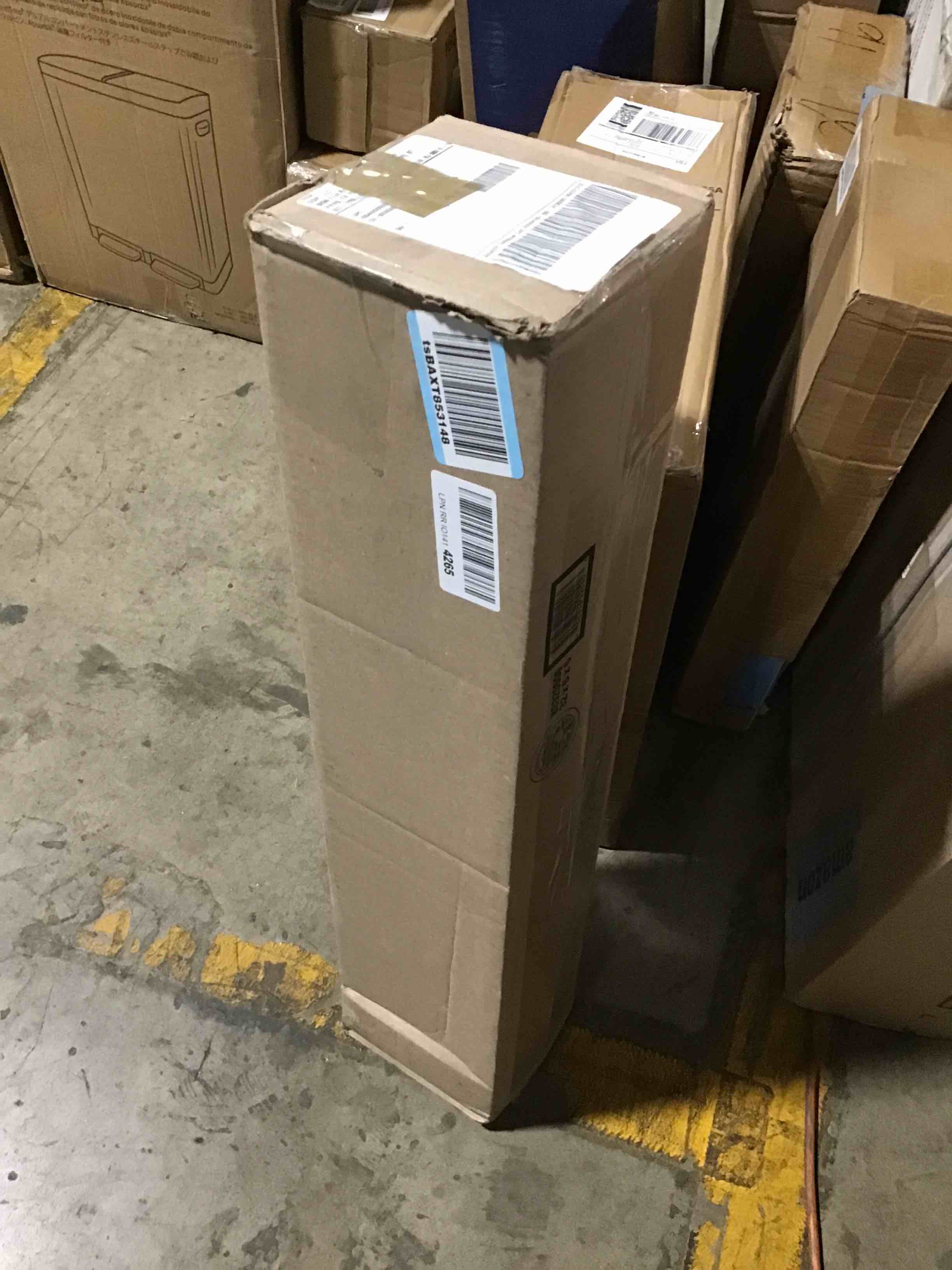 https://s3.amazonaws.com/lotting-images-prod/bidfta/GRN6282441_1715607647478.jpeg