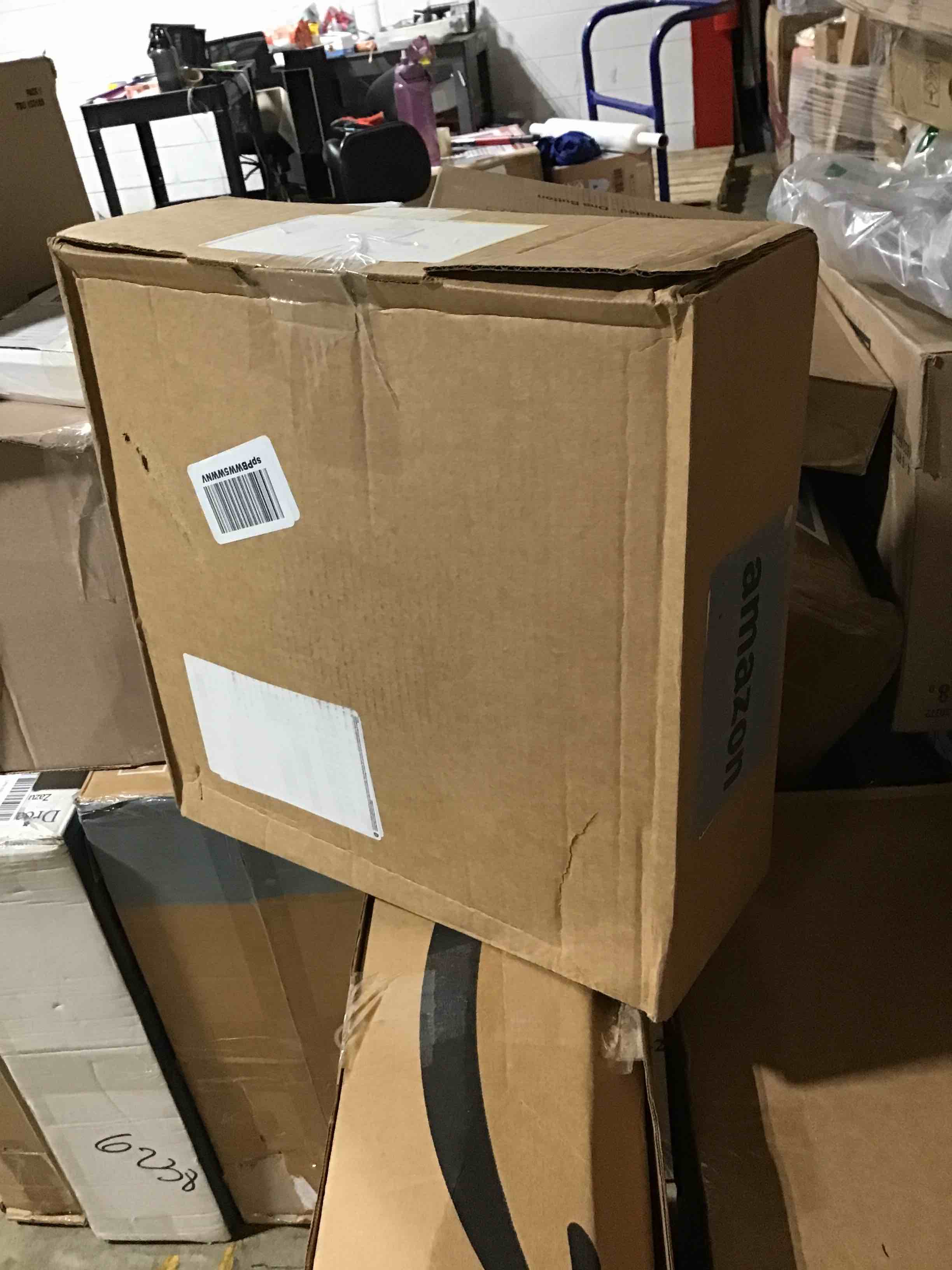 https://s3.amazonaws.com/lotting-images-prod/bidfta/GRN6282448_1715608592610.jpeg