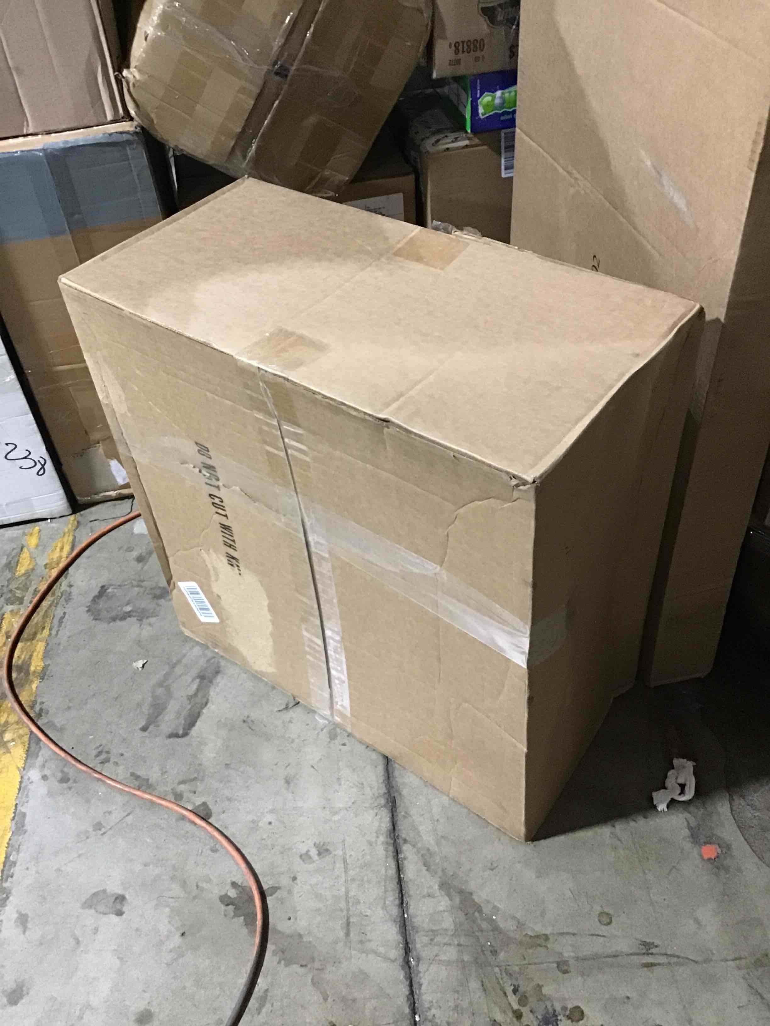 https://s3.amazonaws.com/lotting-images-prod/bidfta/GRN6282450_1715608758726.jpeg