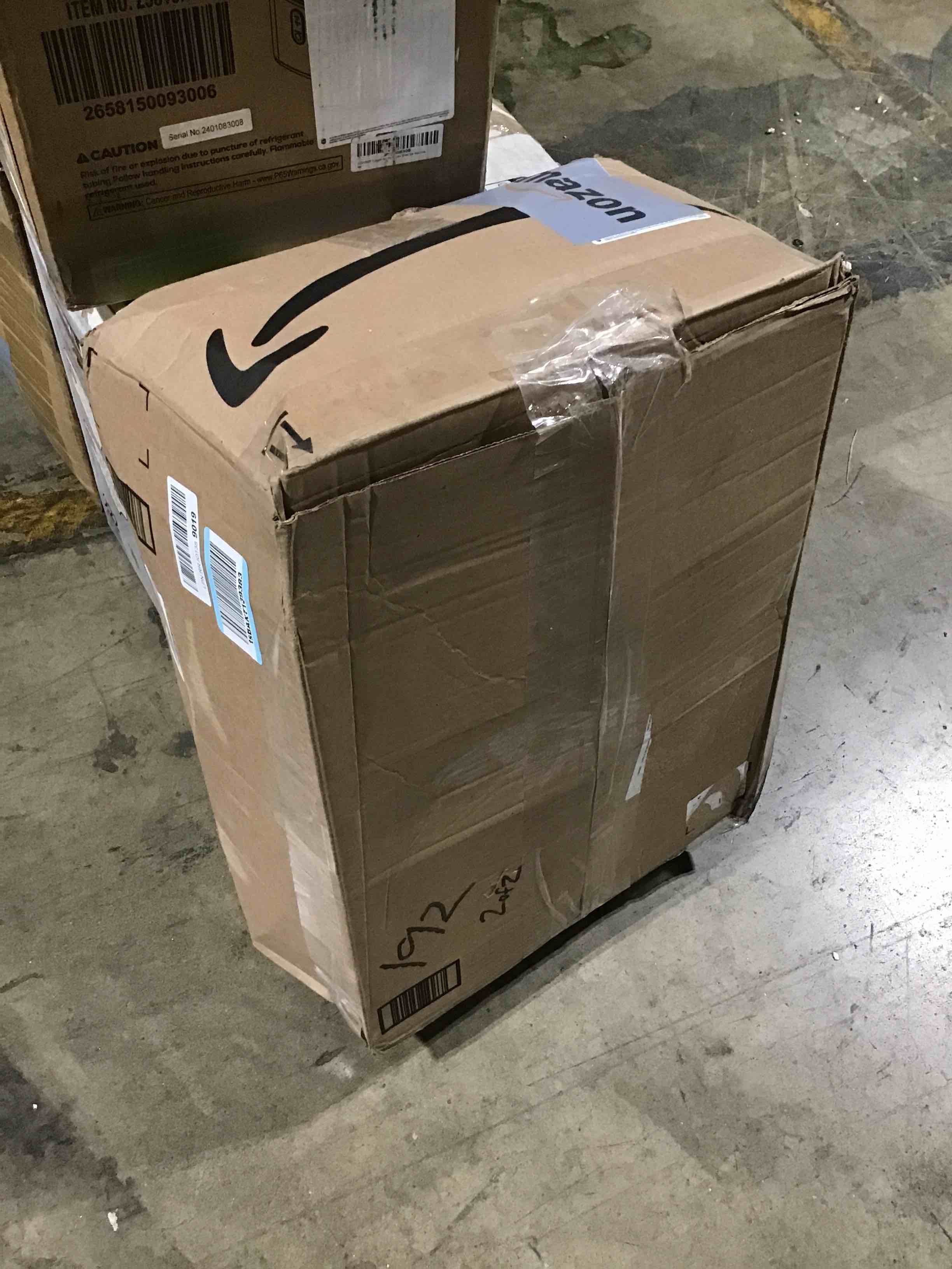 https://s3.amazonaws.com/lotting-images-prod/bidfta/GRN6282461_1715610397069.jpeg