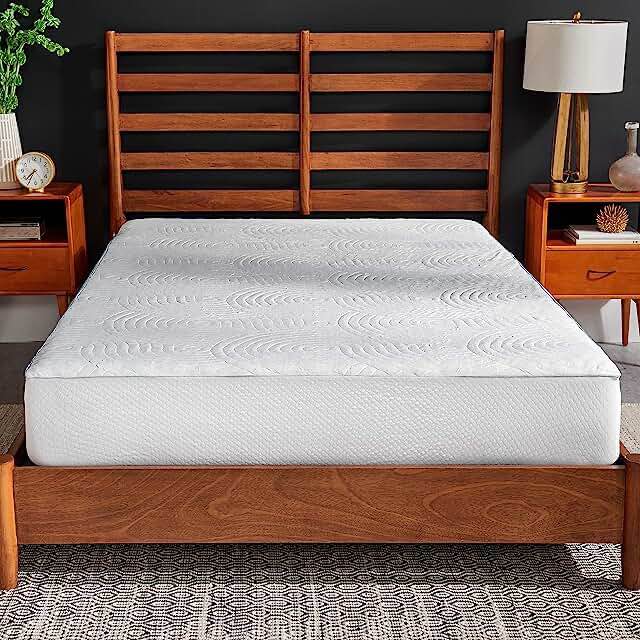 Tempur-Pedic Cool Luxury Fitted Mattress Protector – Cool and Comfortable Luxury Knit - Waterproof to Protect Against Spills and Stains – Machine Washable, Queen Sized, White