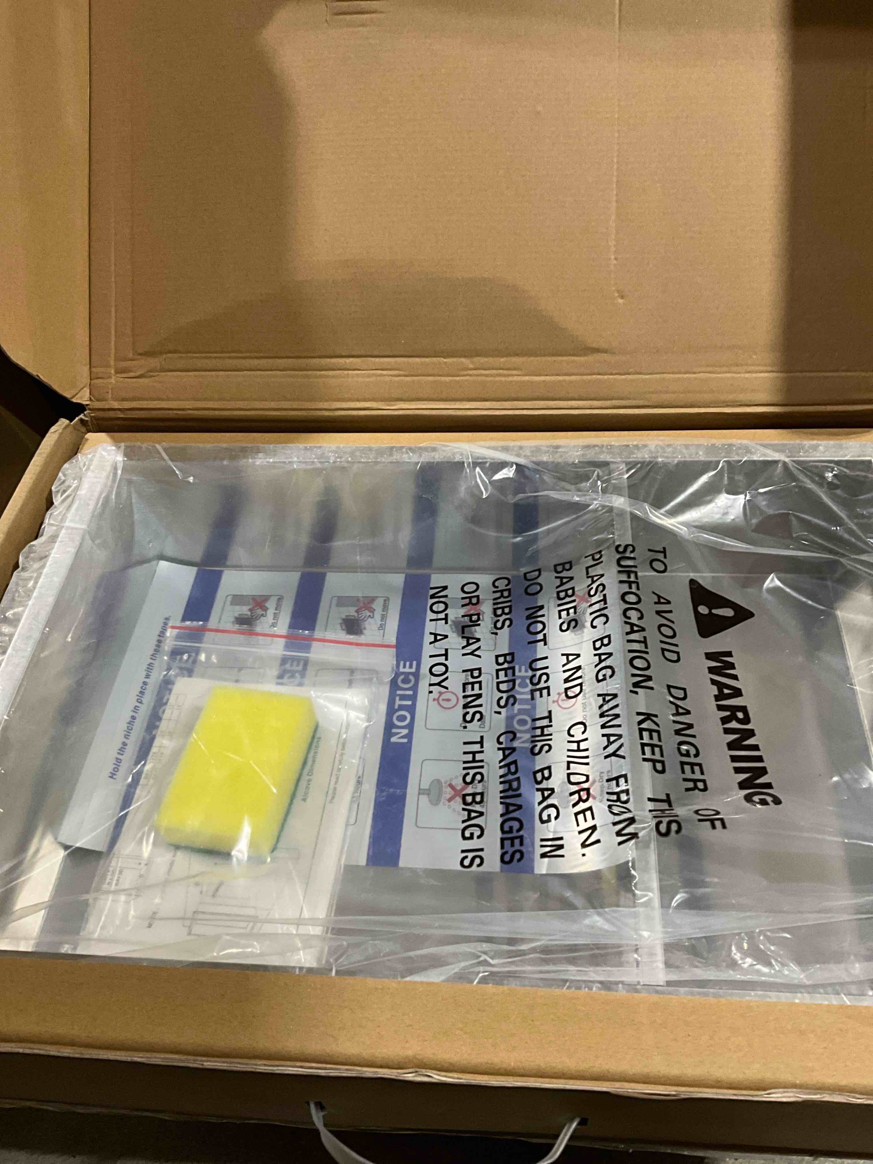 https://s3.amazonaws.com/lotting-images-prod/bidfta/GRN6302523_1725455146836.jpeg